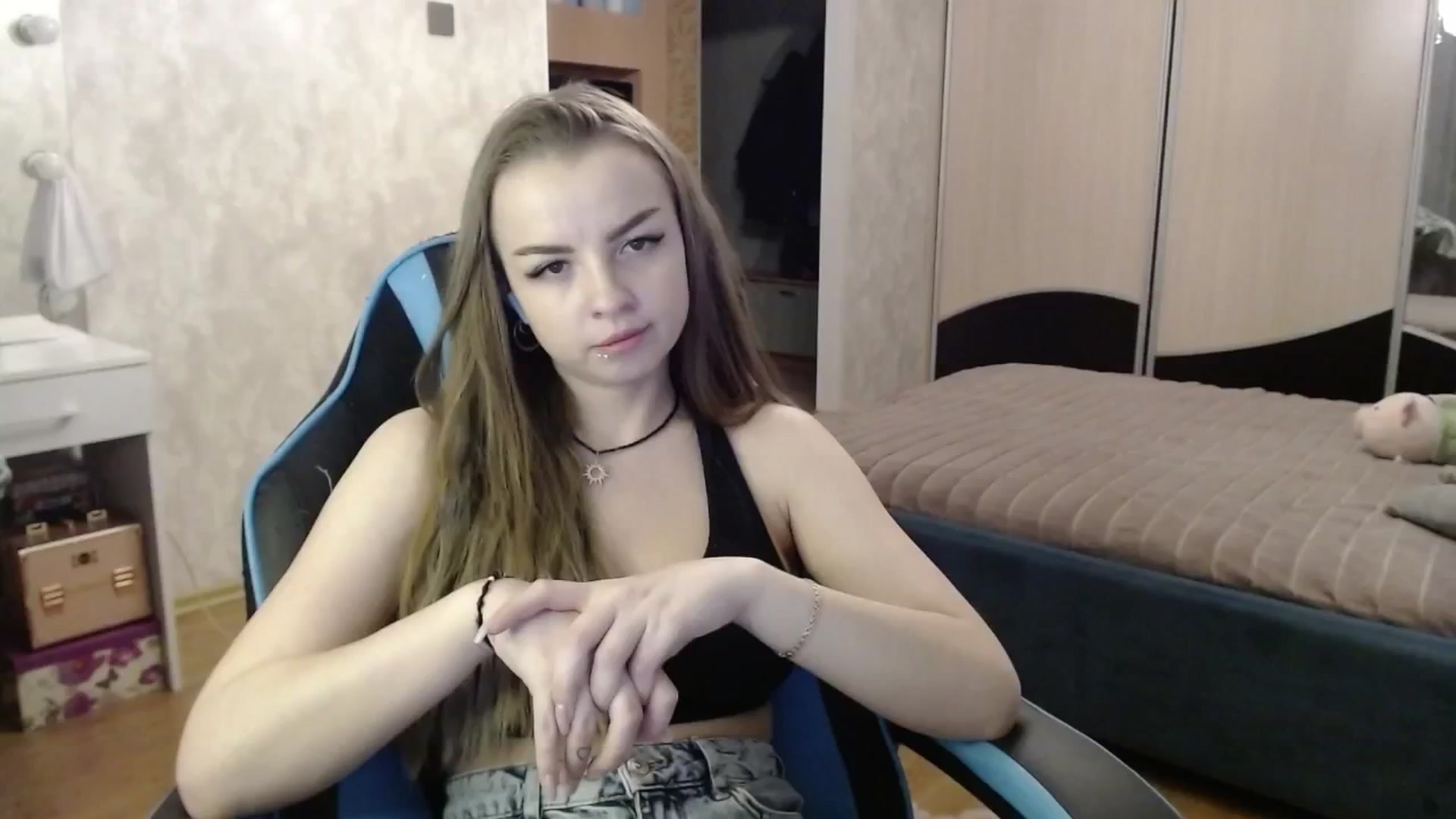Gallery image thumbnail from Lio_noy's myfreecams stream on, 02/25/2025, 24:32 image 1 of 20