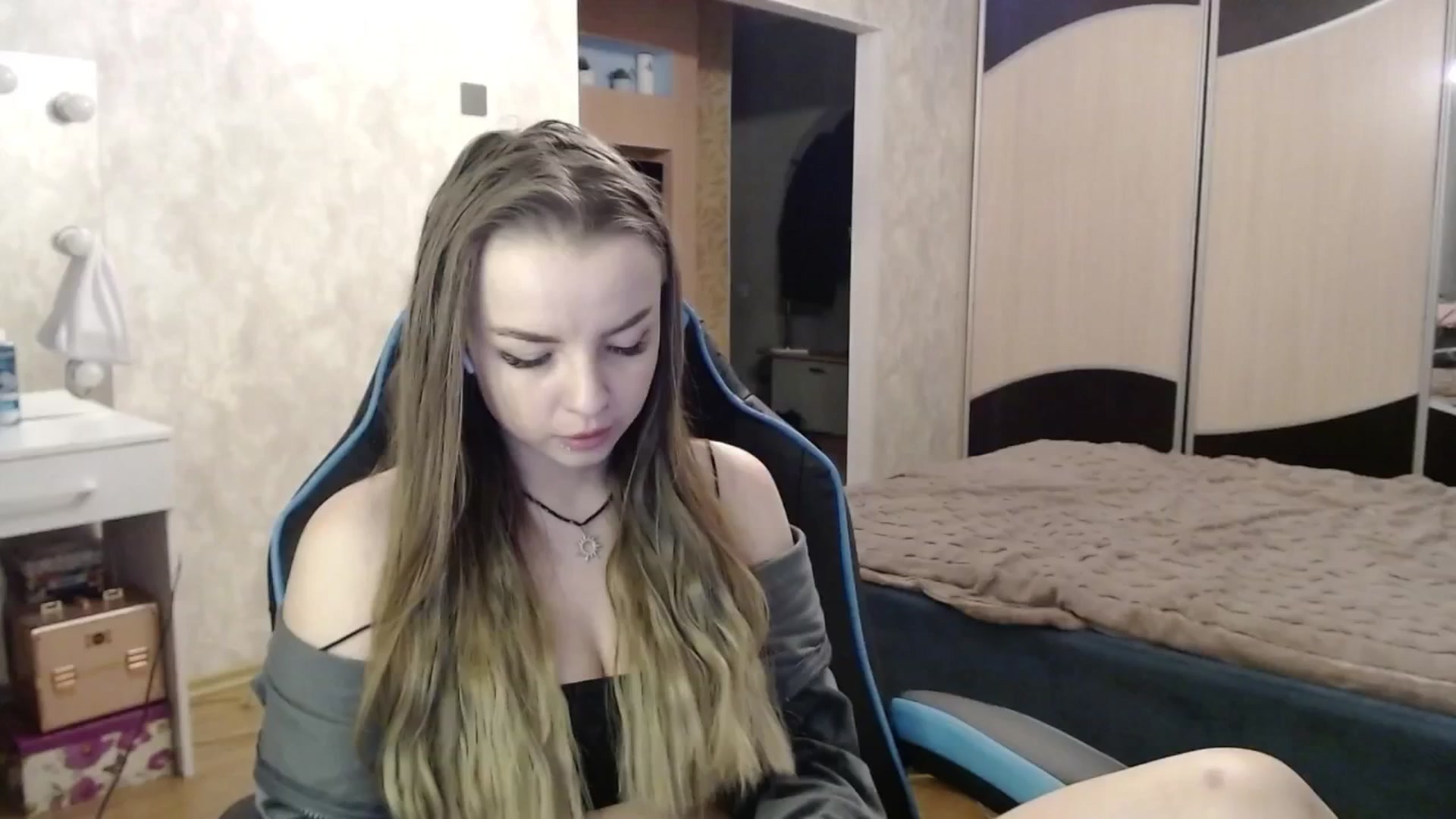 Gallery image thumbnail from Lio_noy's myfreecams stream on, 03/03/2025, 22:24 image 13 of 20