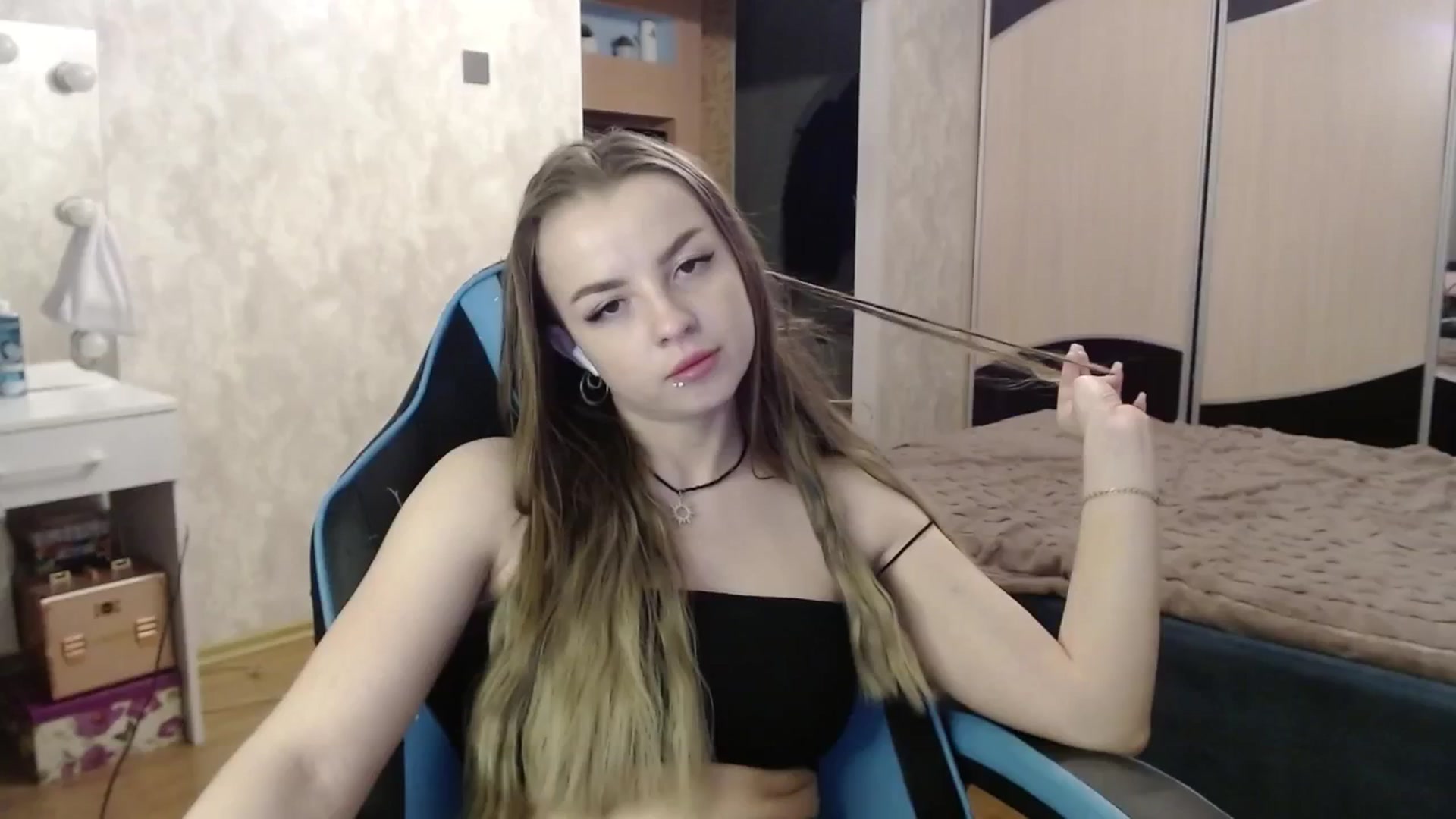 Gallery image thumbnail from Lio_noy's myfreecams stream on, 03/04/2025, 24:09 image 14 of 20
