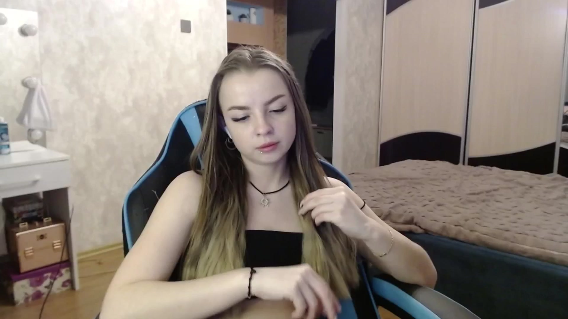 Gallery image thumbnail from Lio_noy's myfreecams stream on, 03/04/2025, 24:09 image 7 of 20