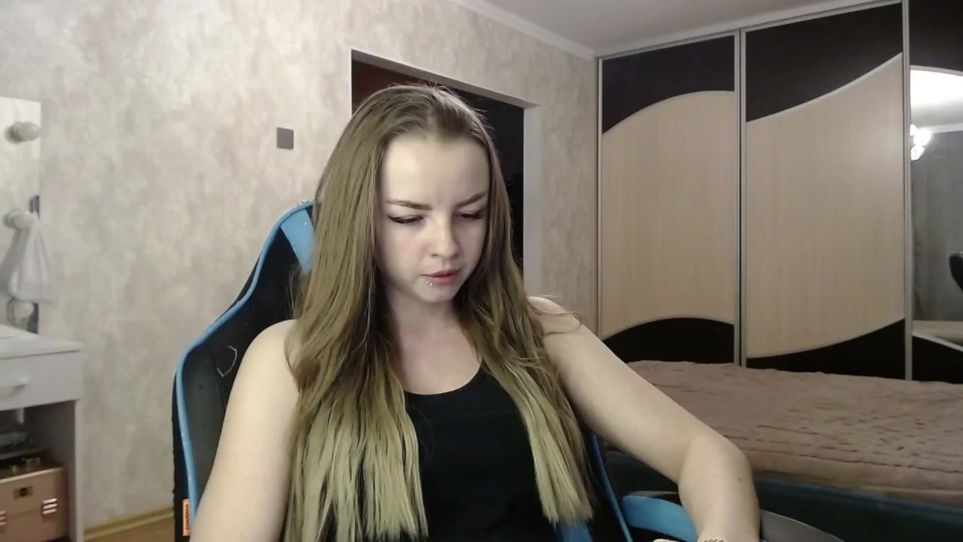Gallery image thumbnail from Lio_noy's myfreecams stream on, 03/10/2025, 20:56 image 9 of 20