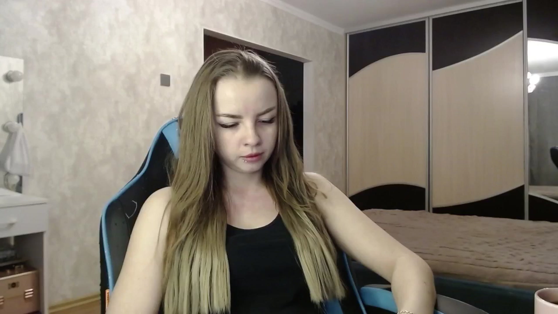 Gallery image thumbnail from Lio_noy's myfreecams stream on, 03/10/2025, 20:56 image 13 of 20