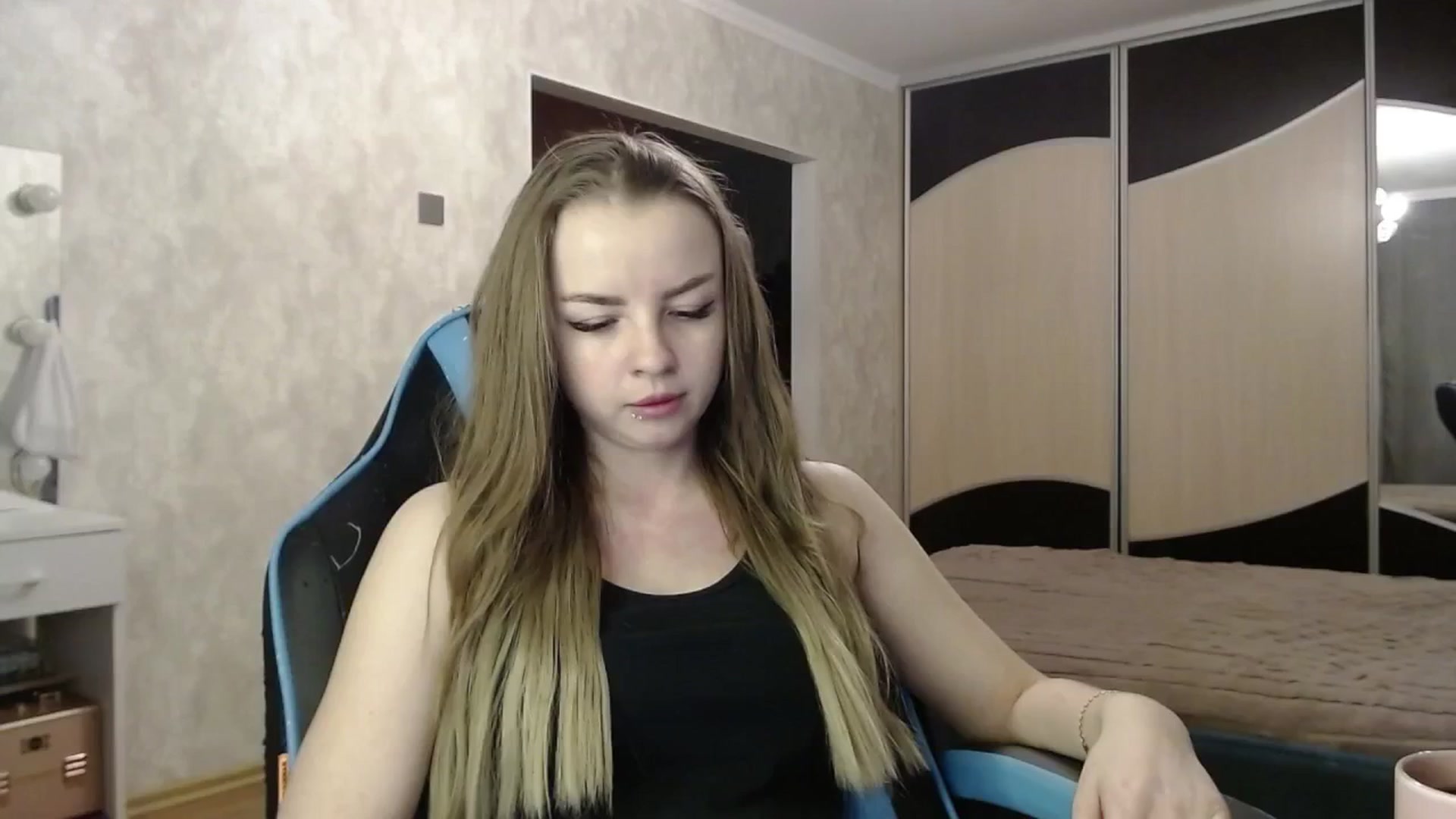 Gallery image thumbnail from Lio_noy's myfreecams stream on, 03/10/2025, 20:56 image 14 of 20