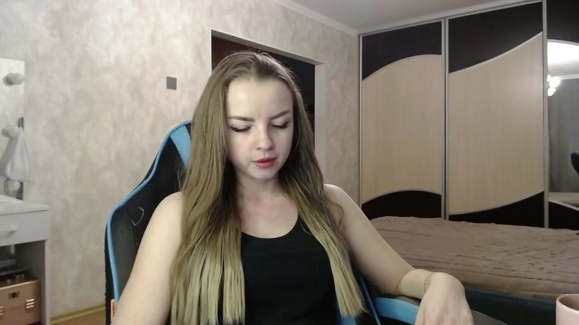 Gallery image thumbnail from Lio_noy's myfreecams stream on, 03/10/2025, 20:56 image 16 of 20