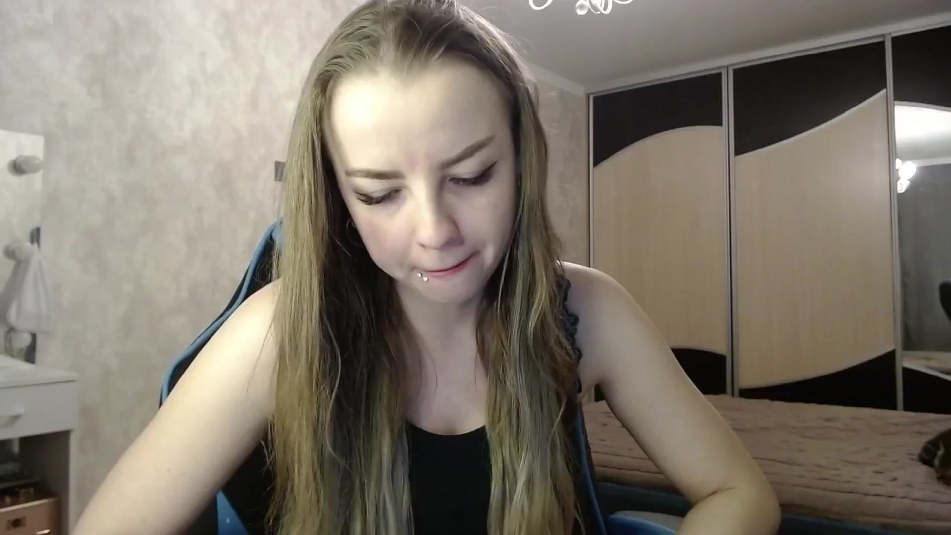 Gallery image thumbnail from Lio_noy's myfreecams stream on, 03/10/2025, 21:53 image 3 of 20
