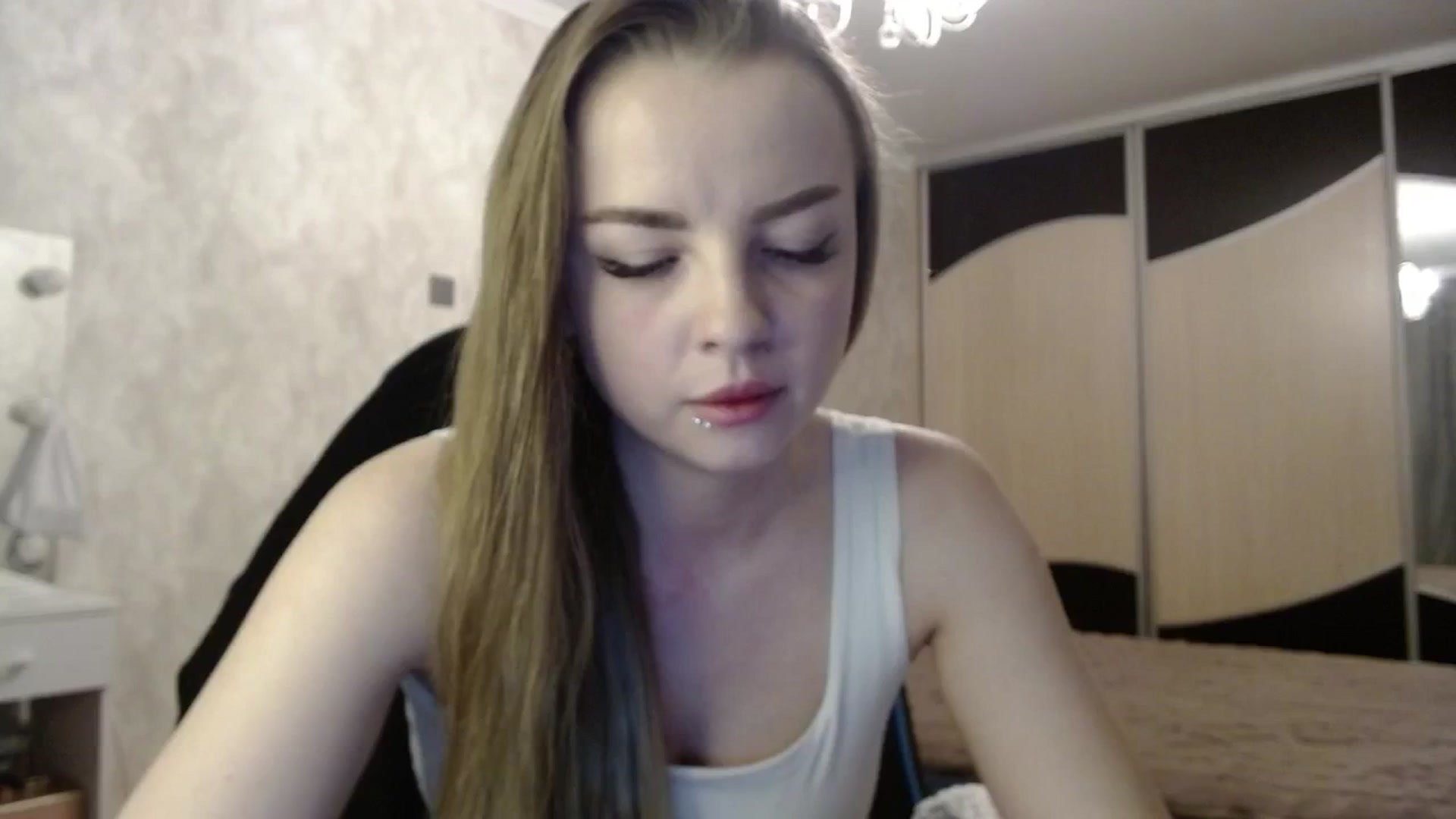 Gallery image thumbnail from Lio_noy's myfreecams stream on, 03/11/2025, 23:20 image 19 of 20
