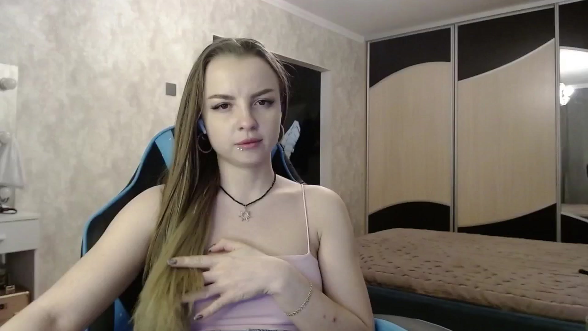 Gallery image thumbnail from Lio_noy's myfreecams stream on, 03/16/2025, 22:53 image 13 of 20