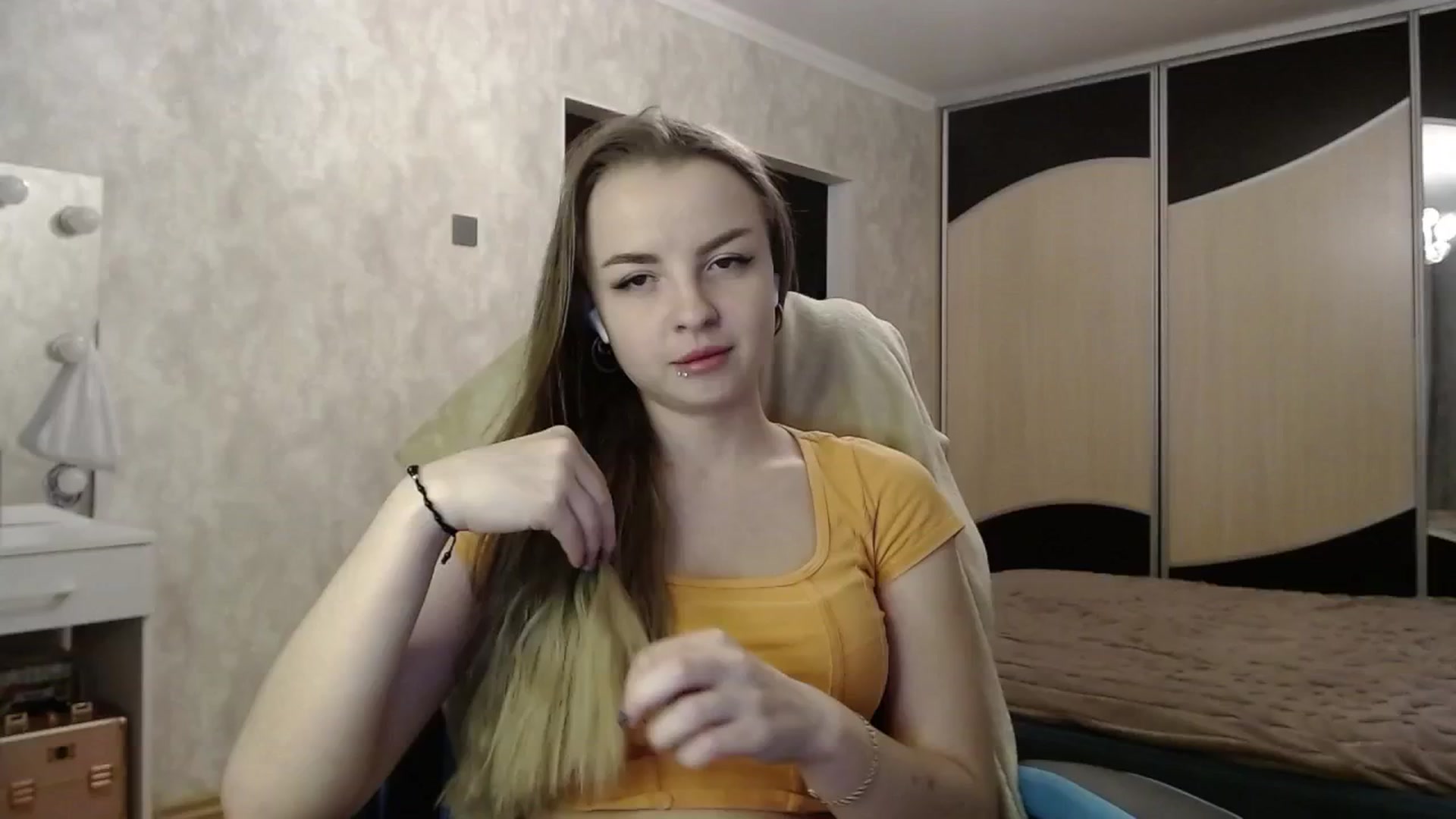 Gallery image thumbnail from Lio_noy's myfreecams stream on, 03/18/2025, 23:46 image 1 of 20