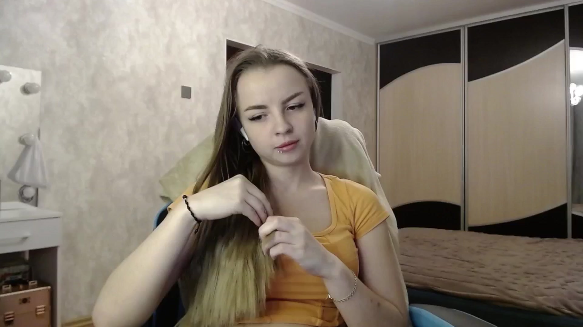 Gallery image thumbnail from Lio_noy's myfreecams stream on, 03/18/2025, 23:46 image 3 of 20