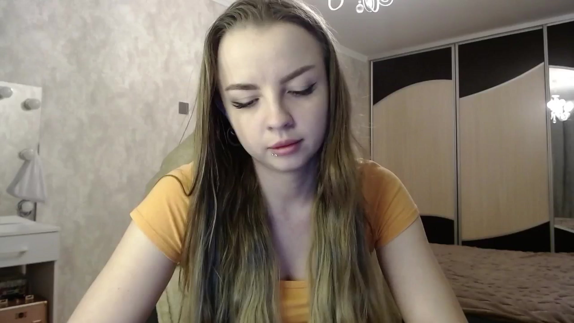Gallery image thumbnail from Lio_noy's myfreecams stream on, 03/19/2025, 24:45 image 10 of 20