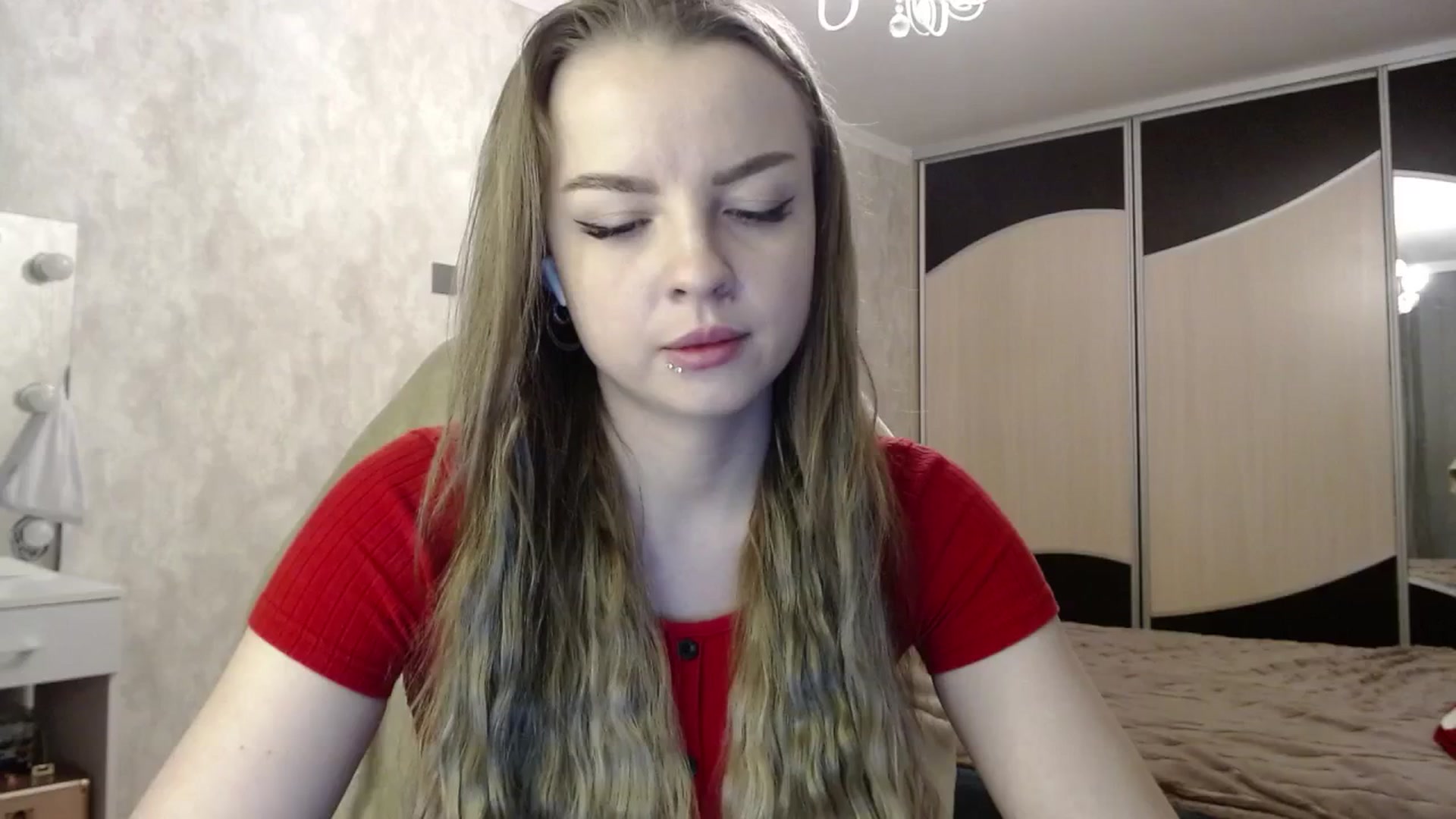 Gallery image thumbnail from Lio_noy's myfreecams stream on, 03/19/2025, 23:43 image 19 of 20