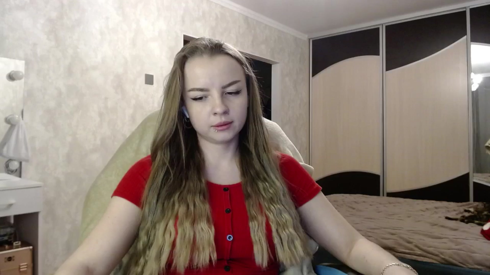 Gallery image thumbnail from Lio_noy's myfreecams stream on, 03/19/2025, 23:43 image 11 of 20