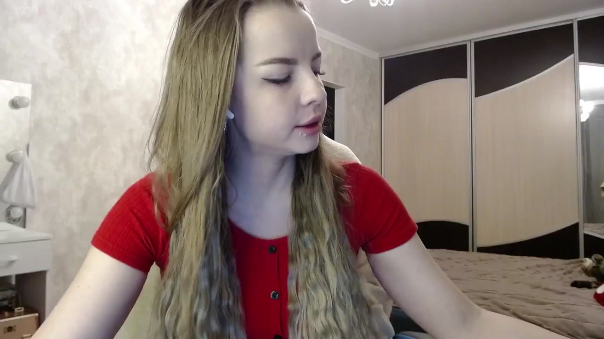 Gallery image thumbnail from Lio_noy's myfreecams stream on, 03/19/2025, 23:43 image 13 of 20
