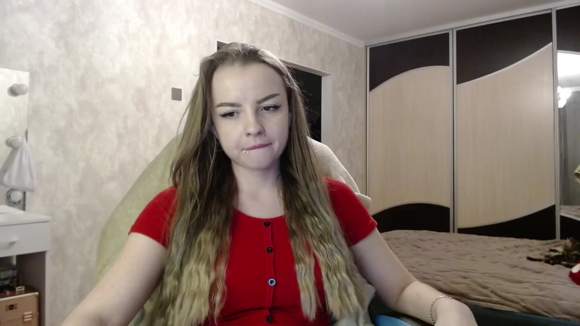 Gallery image thumbnail from Lio_noy's myfreecams stream on, 03/19/2025, 23:43 image 10 of 20