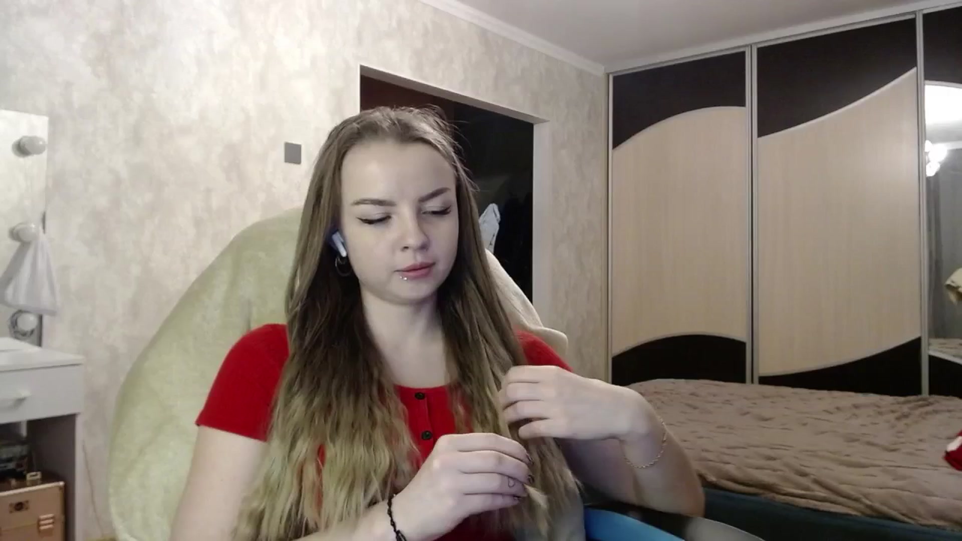 Gallery image thumbnail from Lio_noy's myfreecams stream on, 03/20/2025, 24:46 image 16 of 20