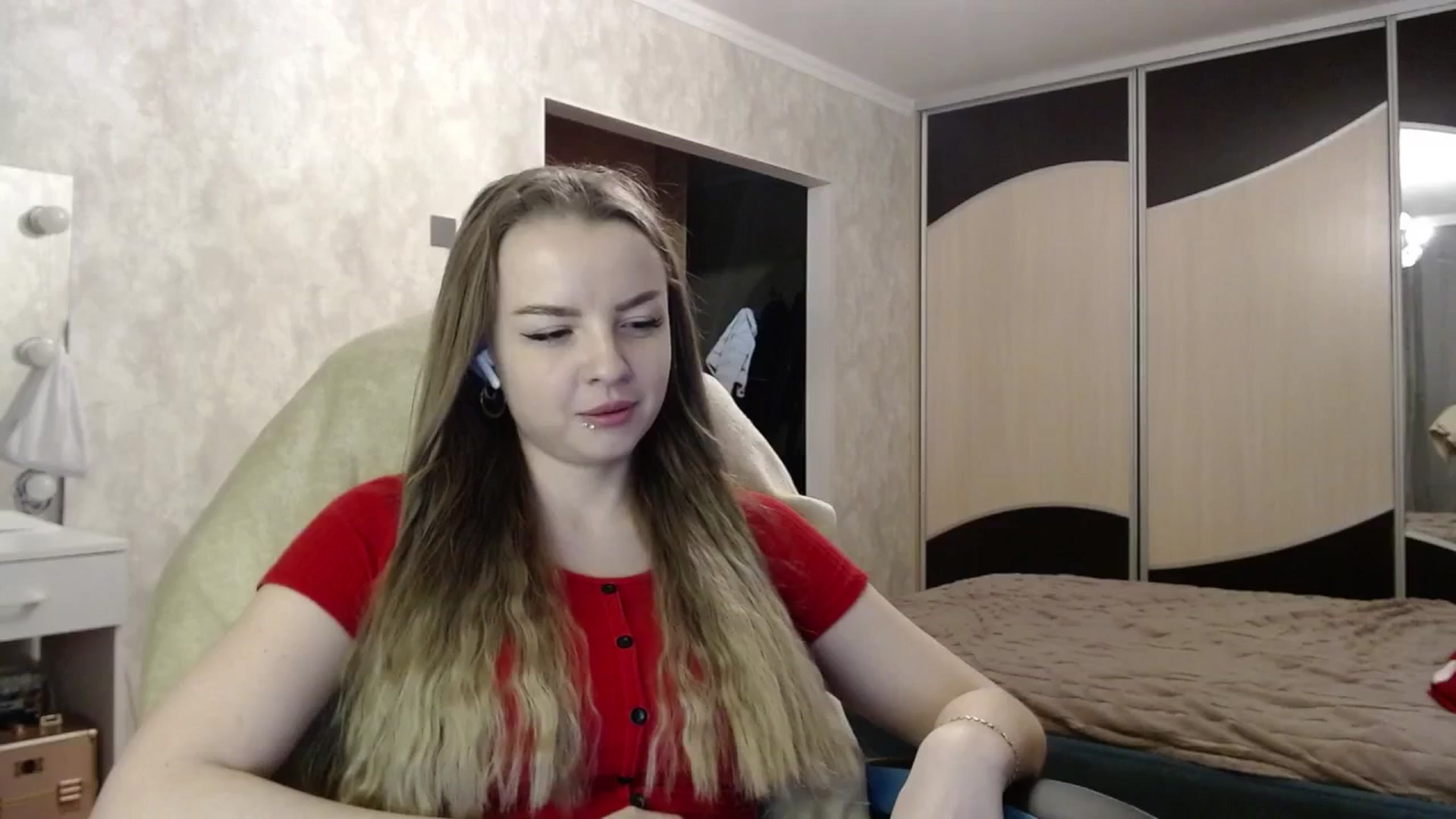 Gallery image thumbnail from Lio_noy's myfreecams stream on, 03/20/2025, 24:46 image 18 of 20