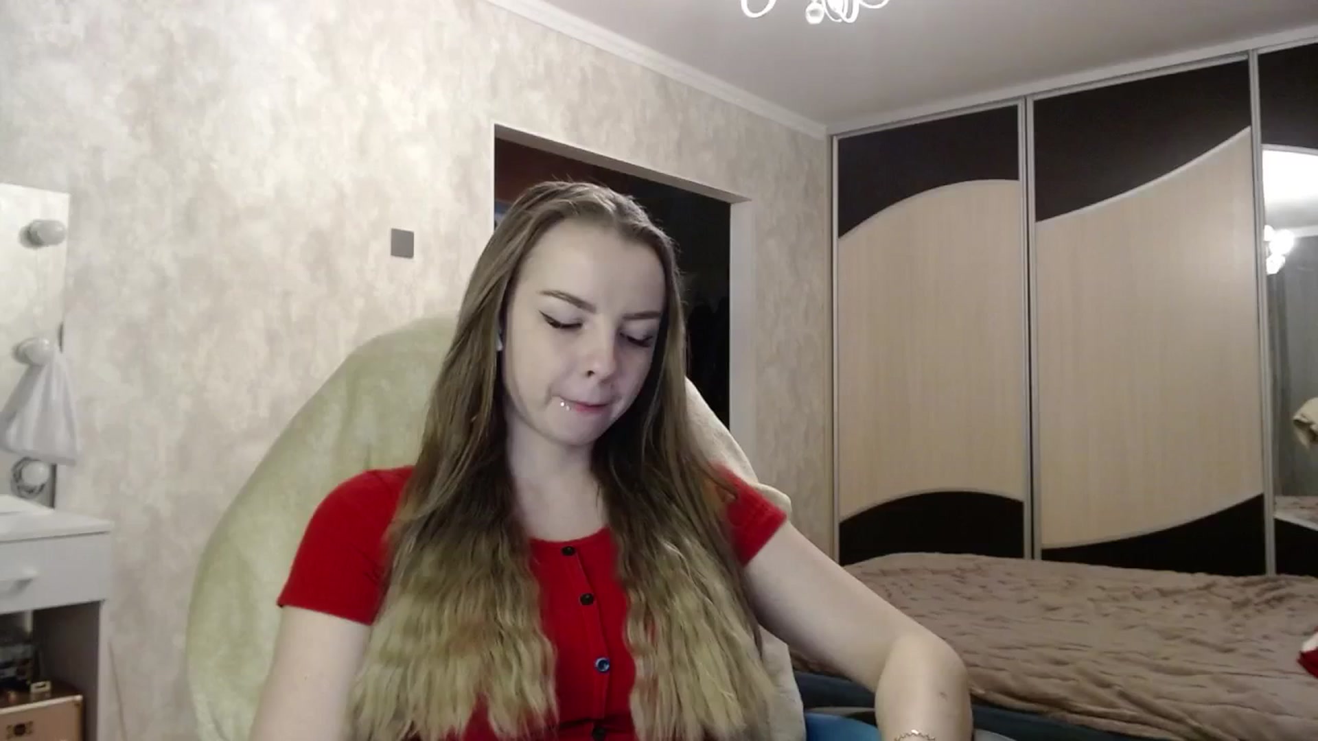 Gallery image thumbnail from Lio_noy's myfreecams stream on, 03/20/2025, 01:48 image 18 of 20