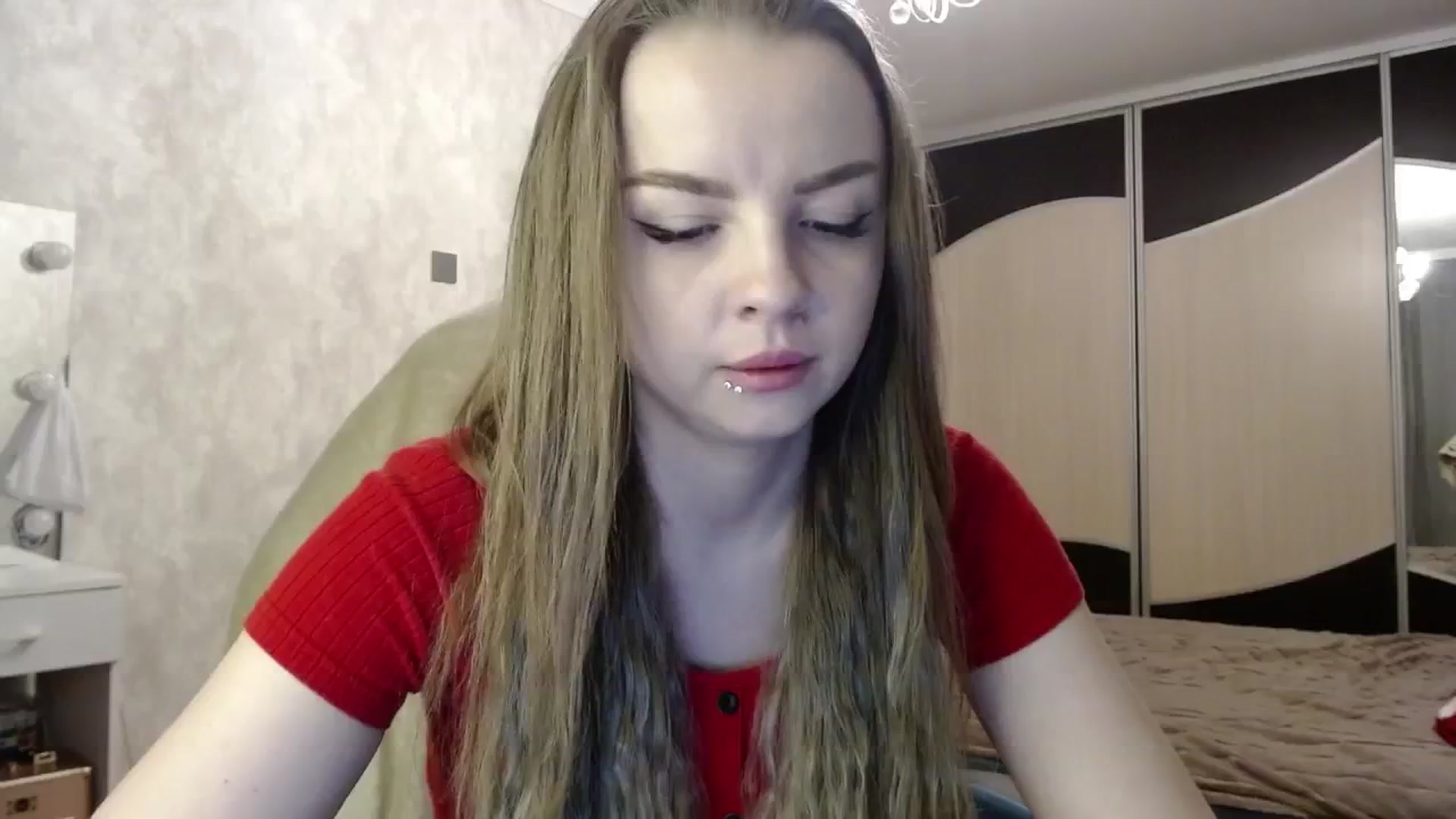 Gallery image thumbnail from Lio_noy's myfreecams stream on, 03/20/2025, 01:48 image 10 of 20