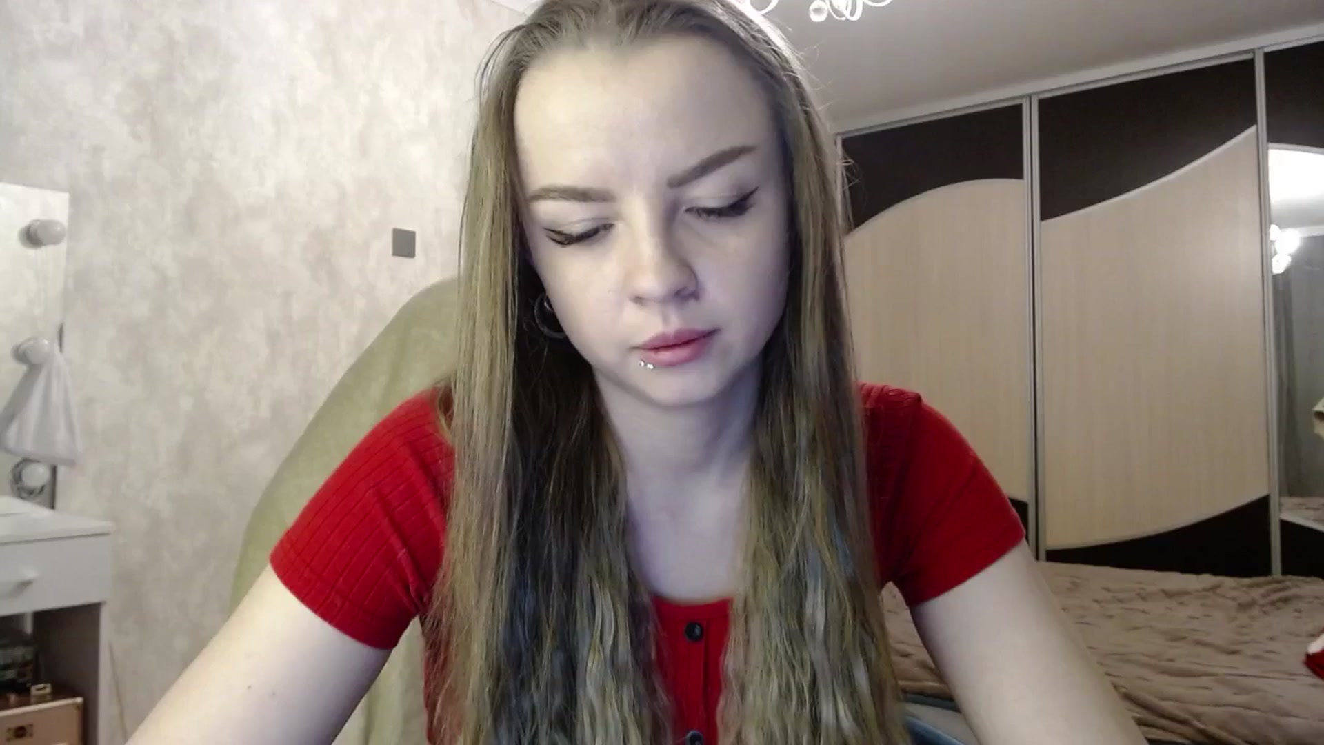 Gallery image thumbnail from Lio_noy's myfreecams stream on, 03/20/2025, 01:48 image 13 of 20