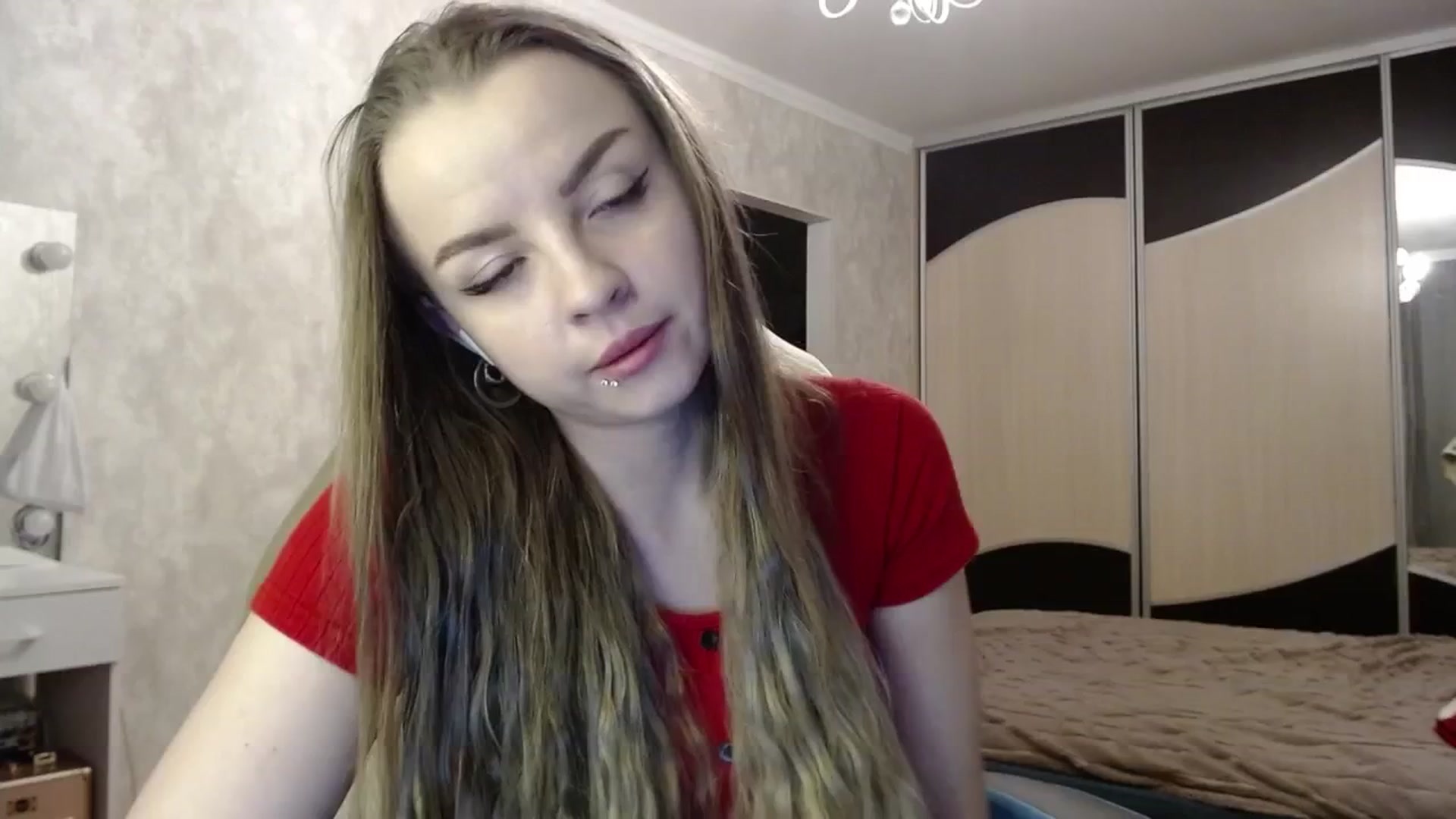 Gallery image thumbnail from Lio_noy's myfreecams stream on, 03/20/2025, 01:48 image 14 of 20