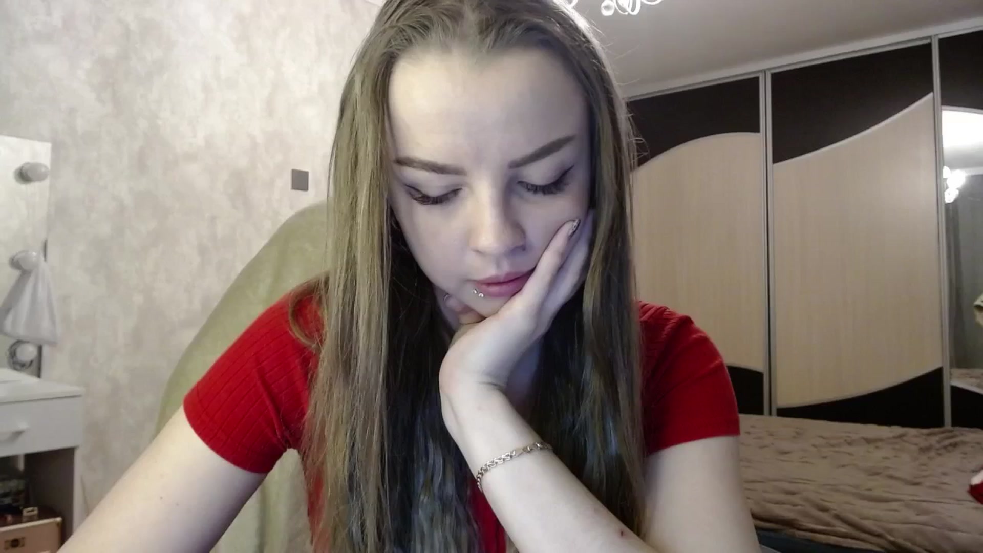 Gallery image thumbnail from Lio_noy's myfreecams stream on, 03/20/2025, 01:48 image 15 of 20
