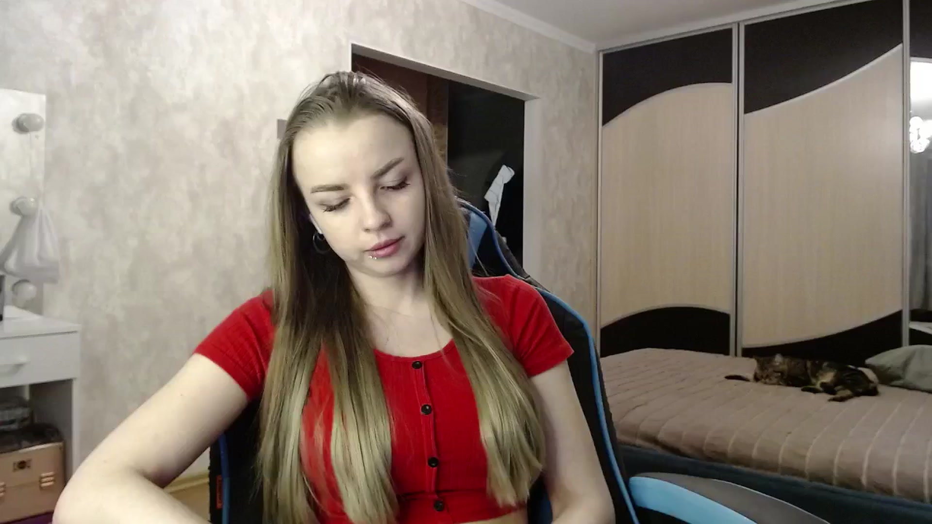 Gallery image thumbnail from Lio_noy's myfreecams stream on, 04/13/2025, 21:46 image 9 of 20