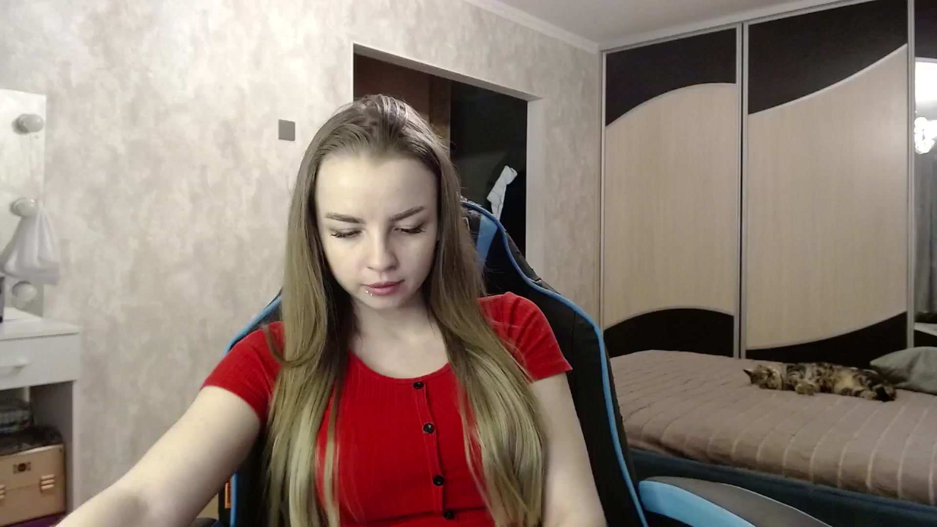 Gallery image thumbnail from Lio_noy's myfreecams stream on, 04/13/2025, 21:46 image 19 of 20