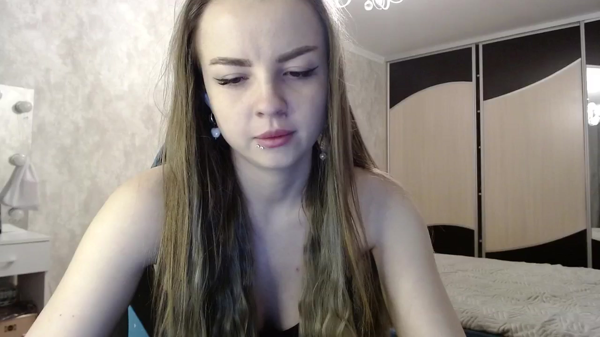 Gallery image thumbnail from Lio_noy's myfreecams stream on, 04/17/2025, 23:36 image 5 of 20