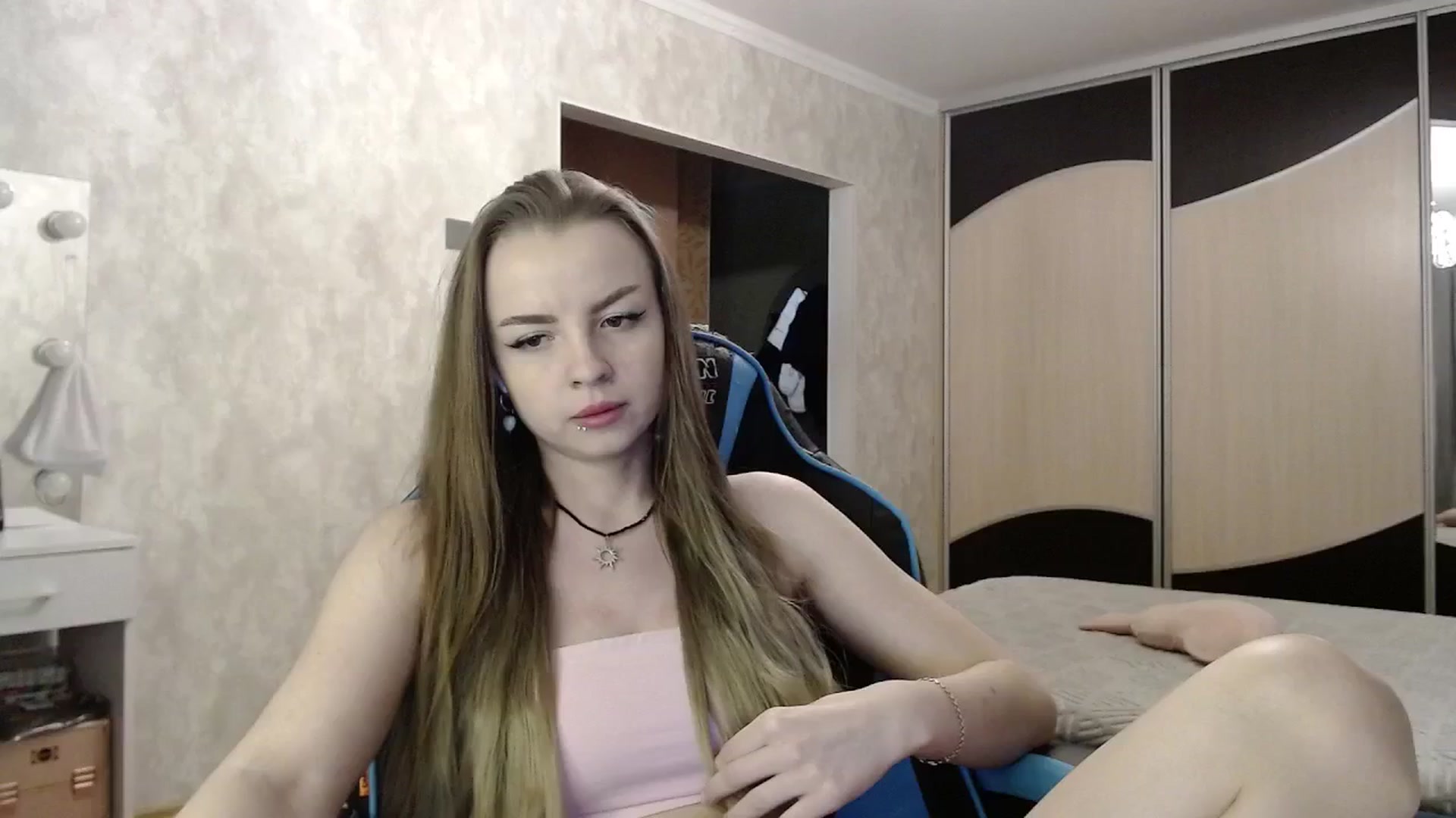 Gallery image thumbnail from Lio_noy's myfreecams stream on, 04/21/2025, 21:53 image 2 of 20