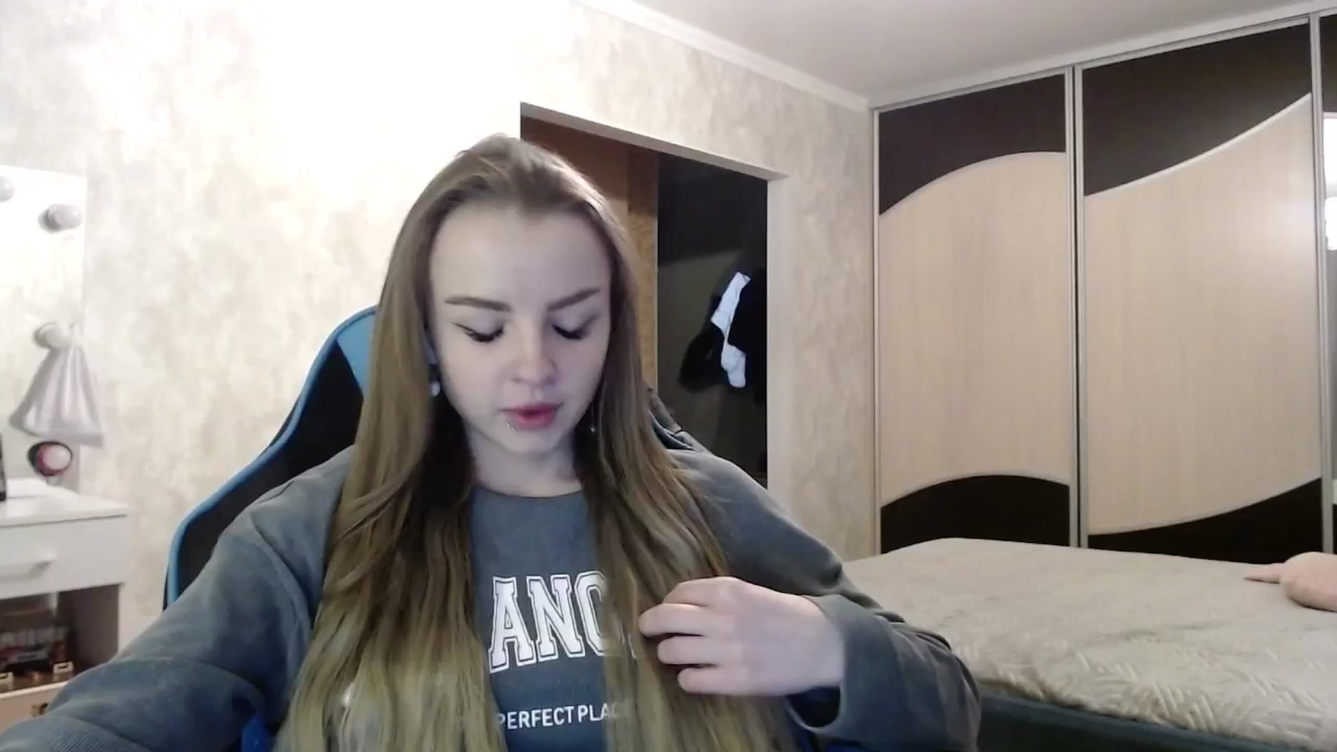 Gallery image thumbnail from Lio_noy's myfreecams stream on, 04/26/2025, 23:46 image 10 of 20