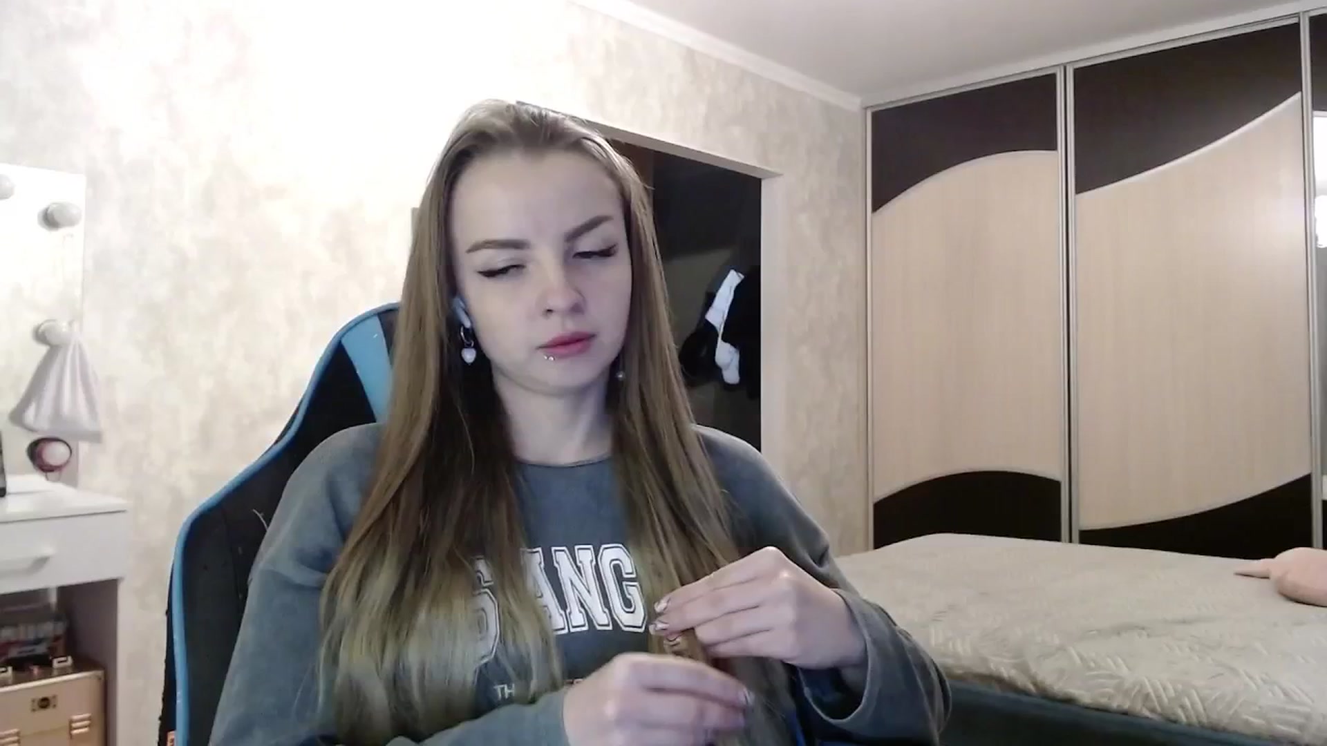 Gallery image thumbnail from Lio_noy's myfreecams stream on, 04/26/2025, 23:46 image 1 of 20