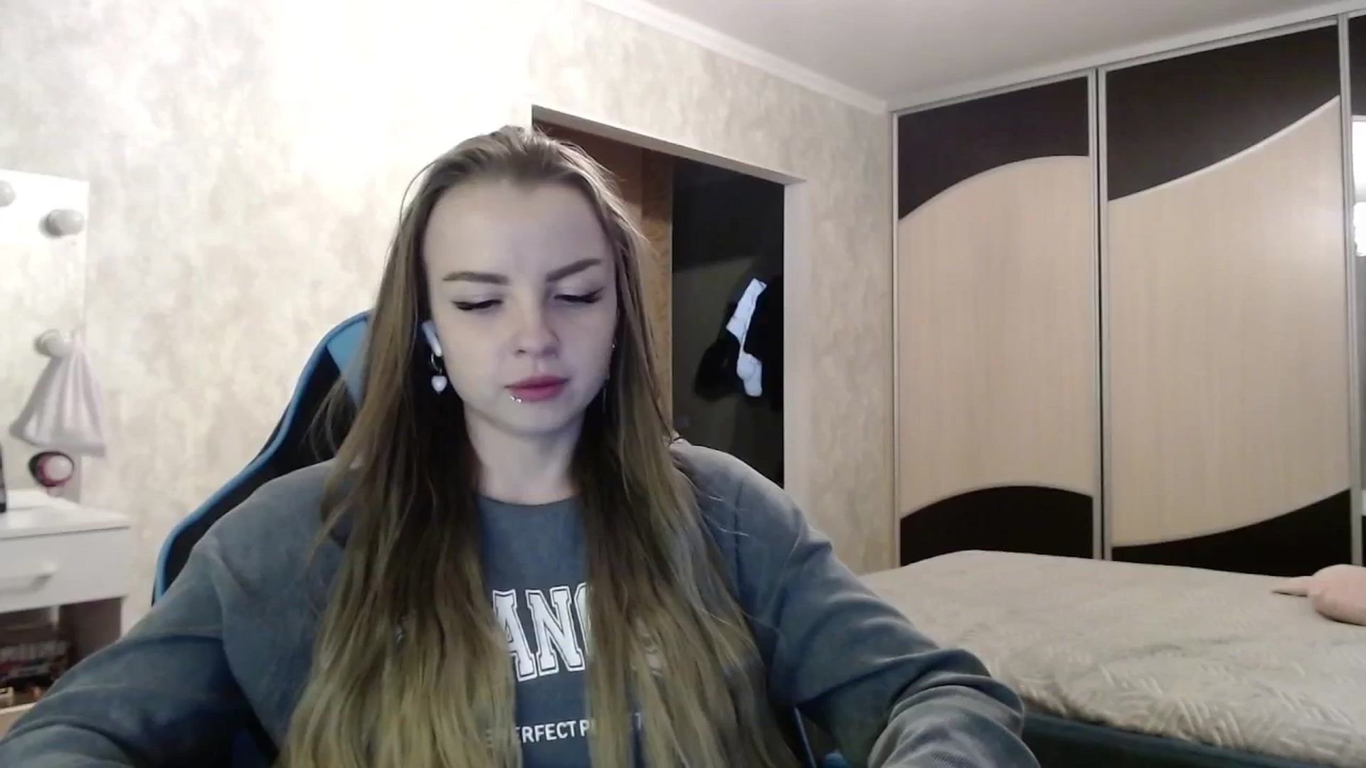 Gallery image thumbnail from Lio_noy's myfreecams stream on, 04/26/2025, 23:46 image 20 of 20