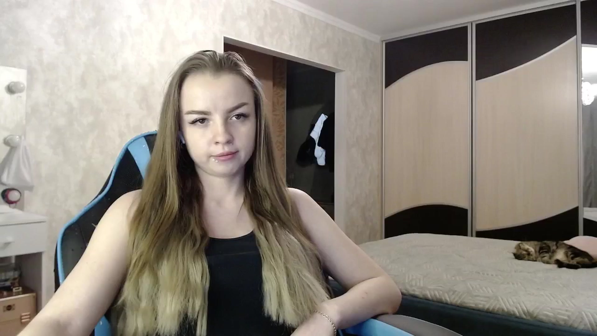 Gallery image thumbnail from Lio_noy's myfreecams stream on, 04/27/2025, 22:32 image 3 of 20