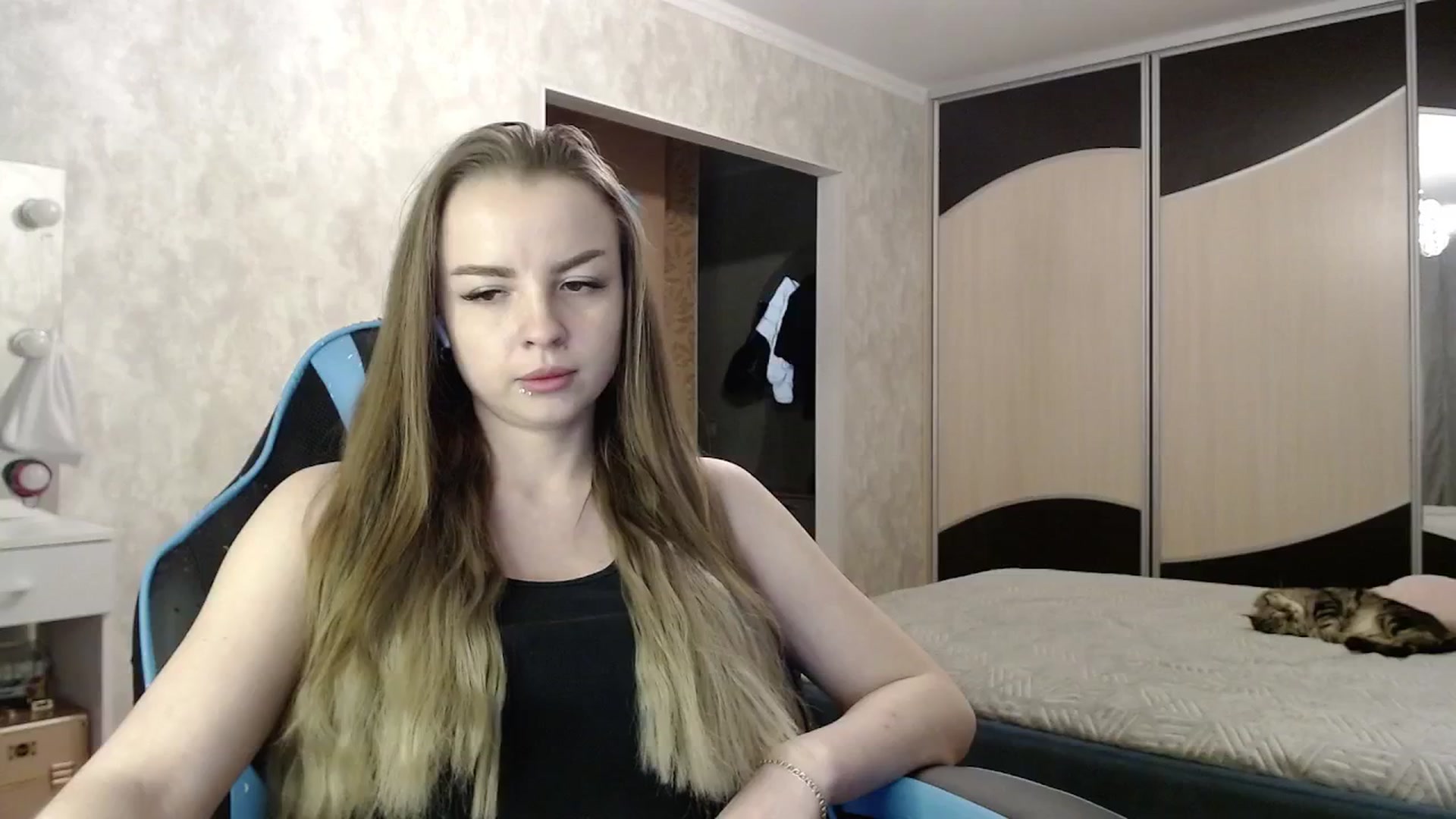 Gallery image thumbnail from Lio_noy's myfreecams stream on, 04/27/2025, 22:32 image 4 of 20