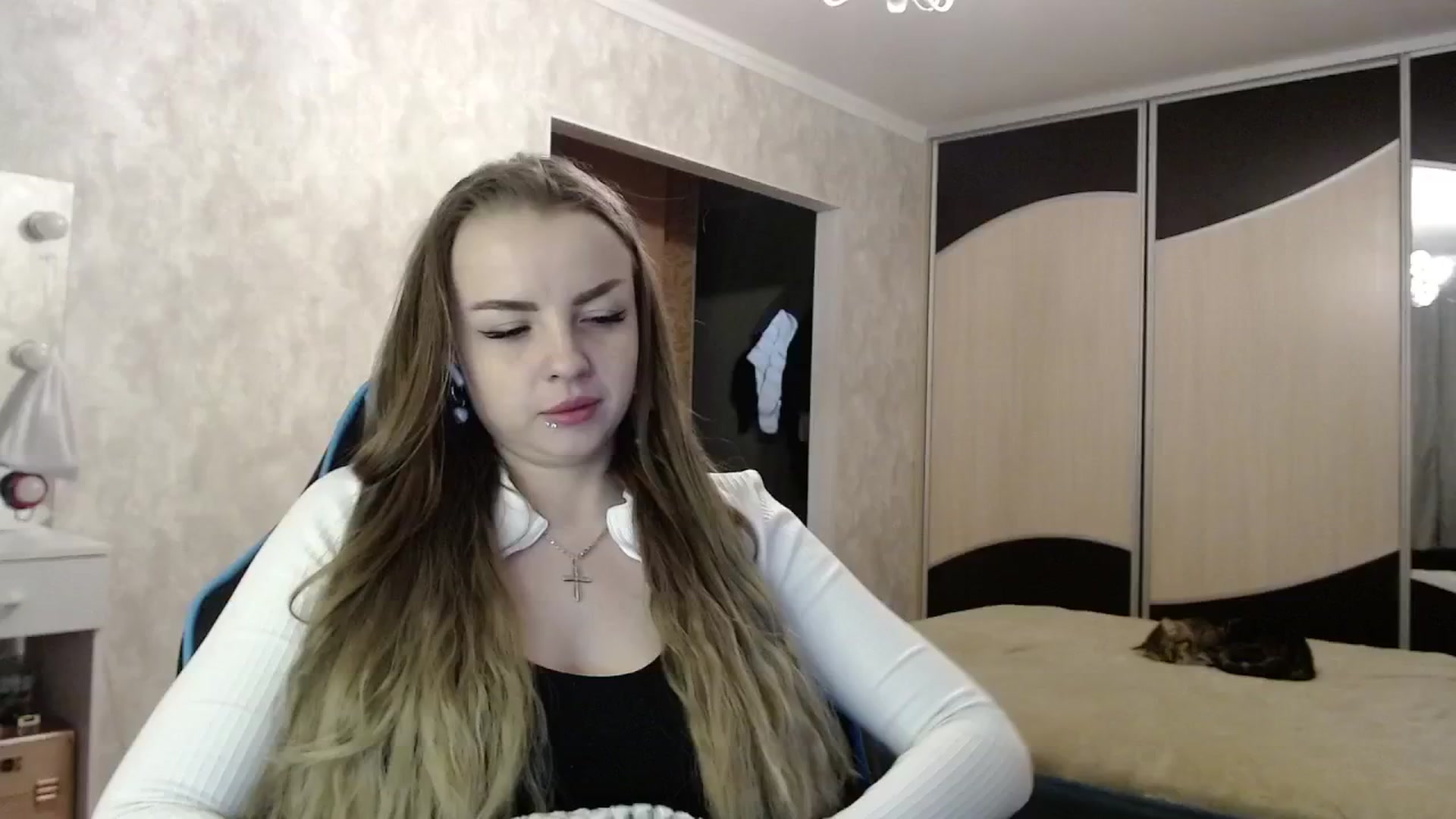 Gallery image thumbnail from Lio_noy's myfreecams stream on, 05/02/2025, 22:55 image 10 of 20