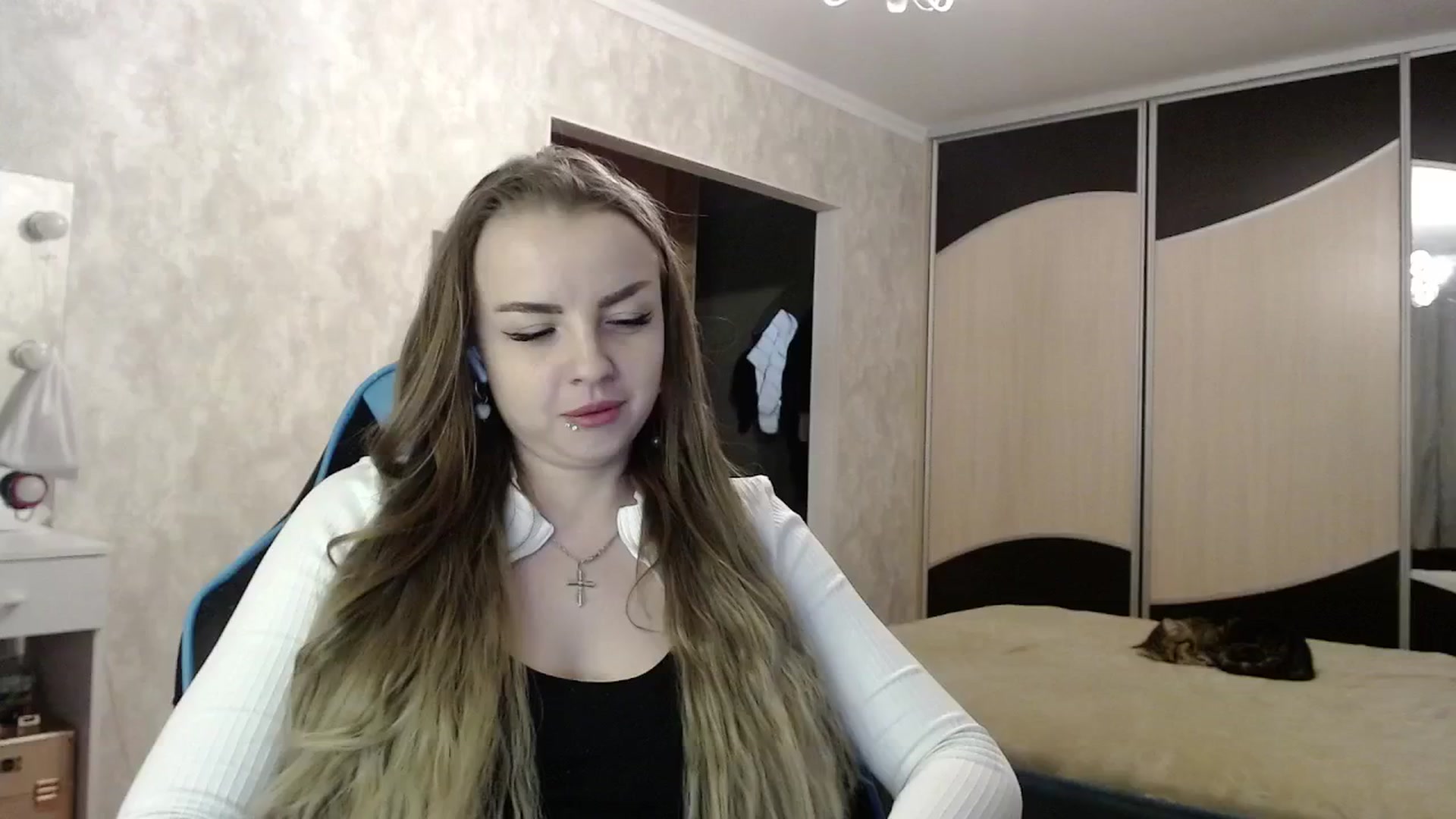 Gallery image thumbnail from Lio_noy's myfreecams stream on, 05/02/2025, 22:55 image 7 of 20