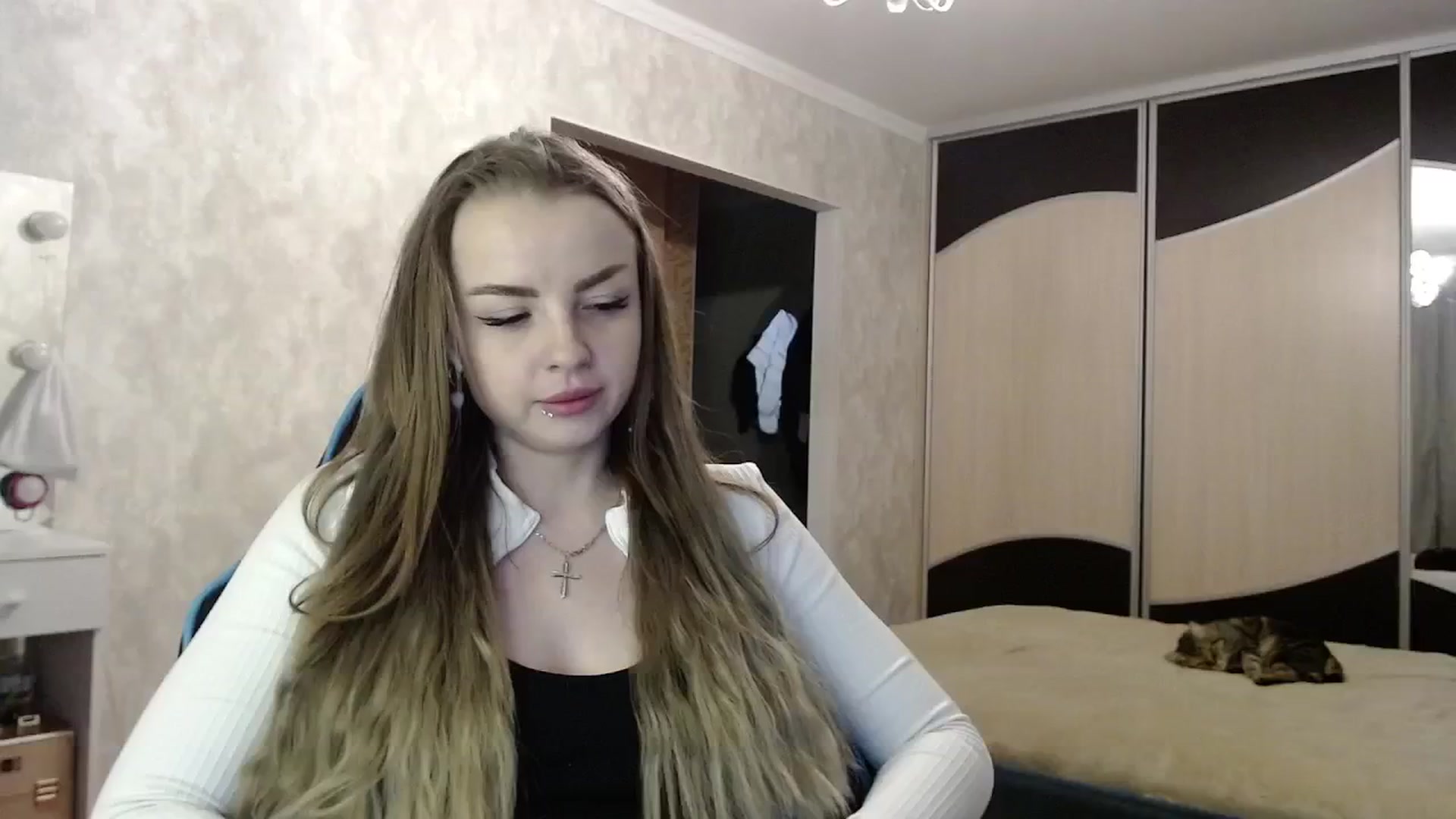 Gallery image thumbnail from Lio_noy's myfreecams stream on, 05/02/2025, 22:55 image 14 of 20