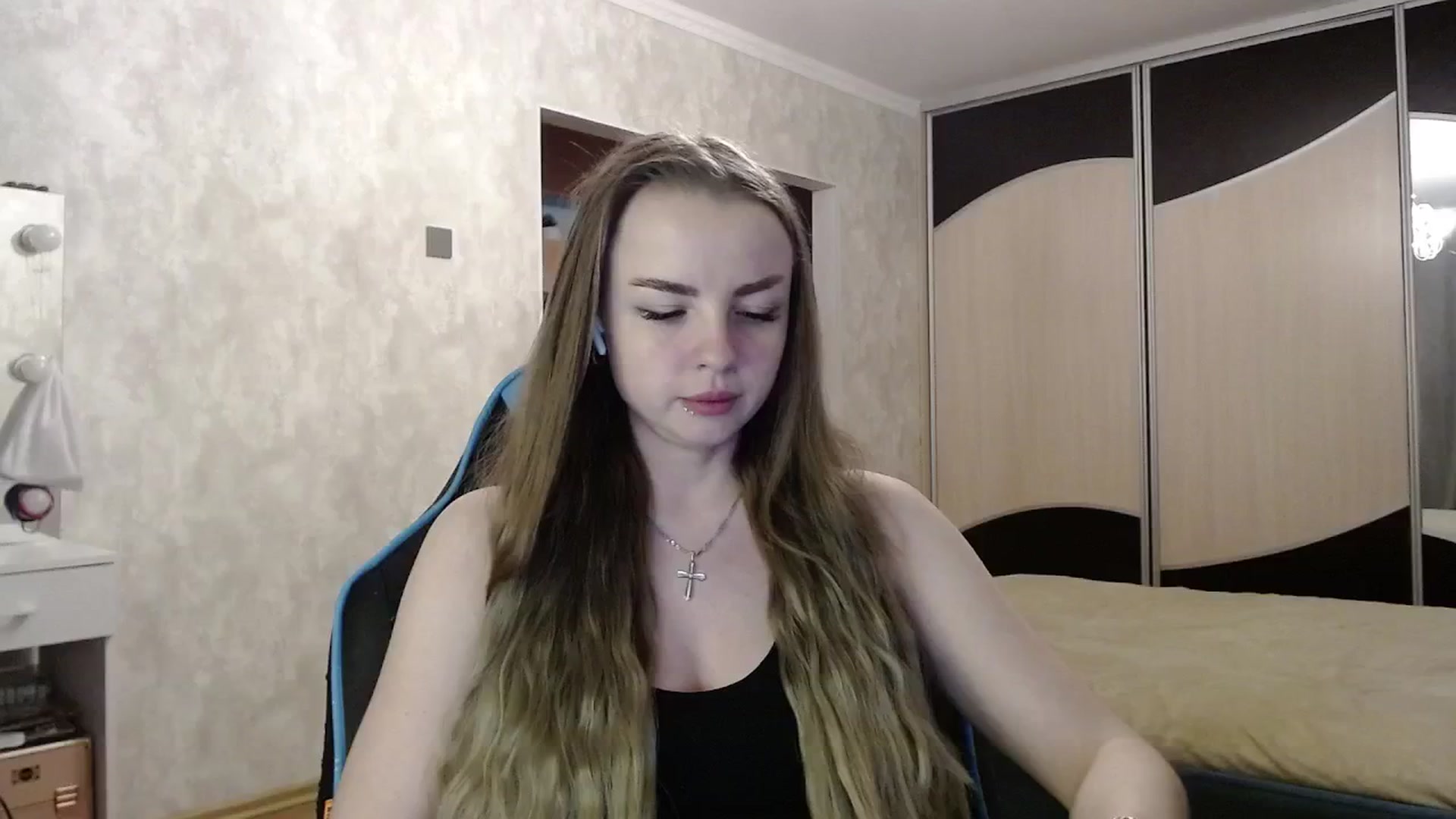Gallery image thumbnail from Lio_noy's myfreecams stream on, 05/03/2025, 22:17 image 1 of 20