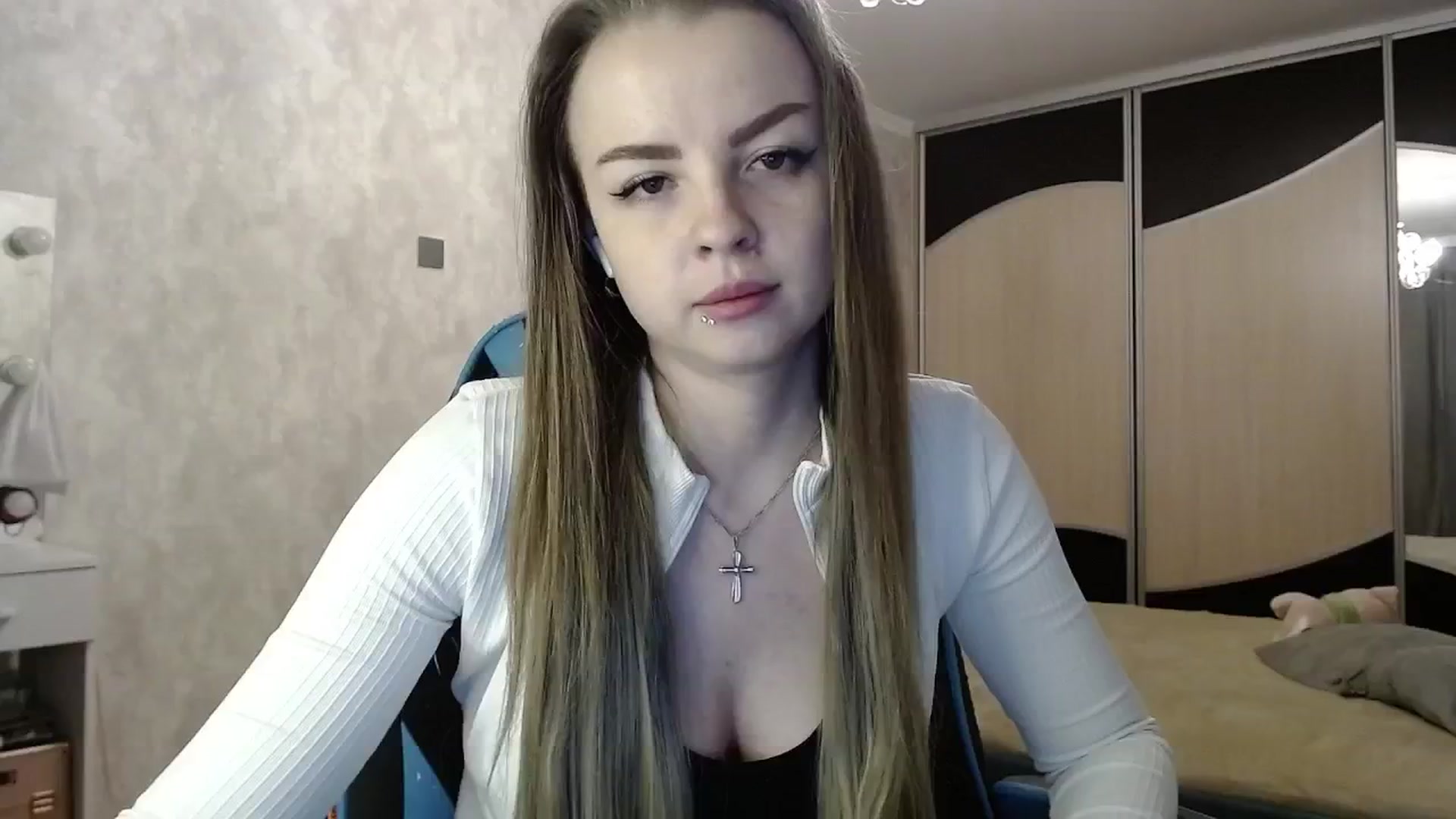 Gallery image thumbnail from Lio_noy's myfreecams stream on, 05/06/2025, 22:01 image 7 of 20