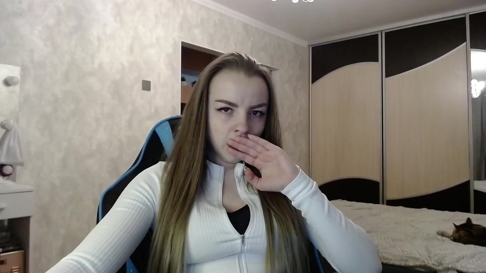 Gallery image thumbnail from Lio_noy's myfreecams stream on, 05/09/2025, 22:07 image 16 of 20
