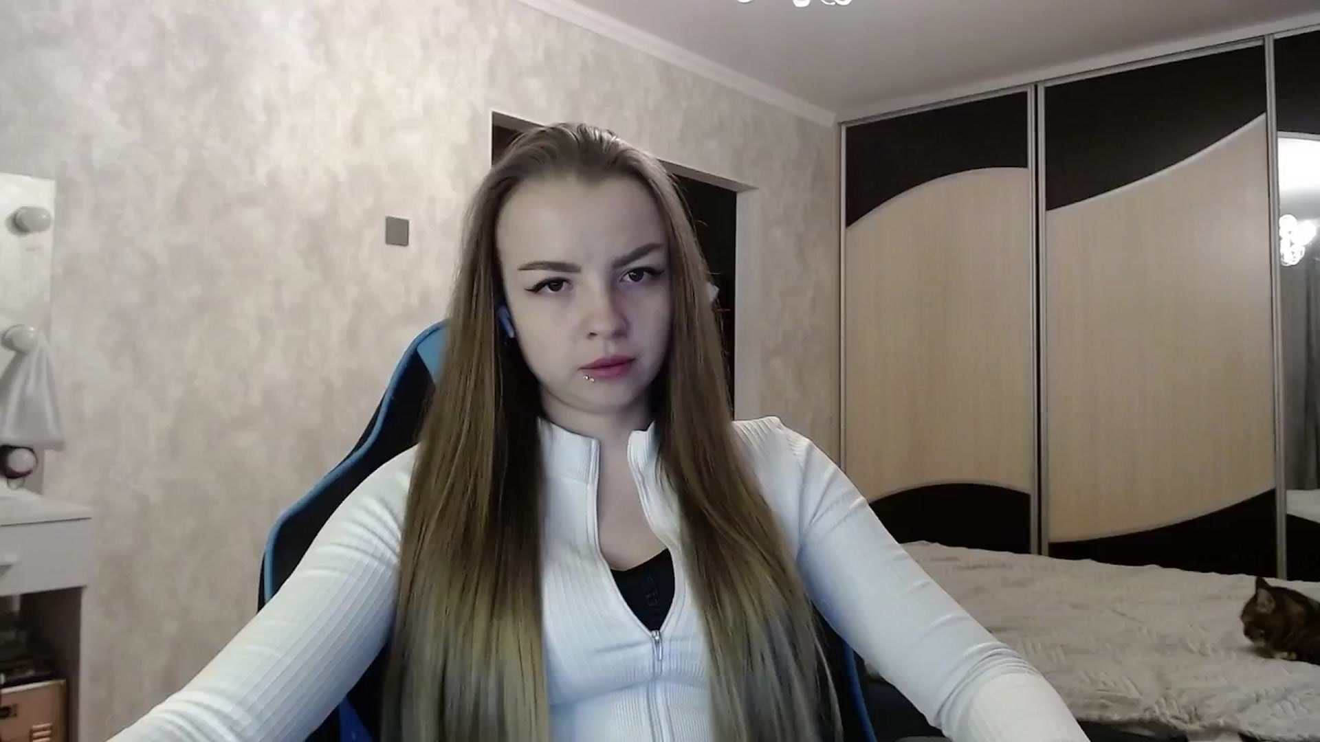 Gallery image thumbnail from Lio_noy's myfreecams stream on, 05/09/2025, 22:07 image 3 of 20