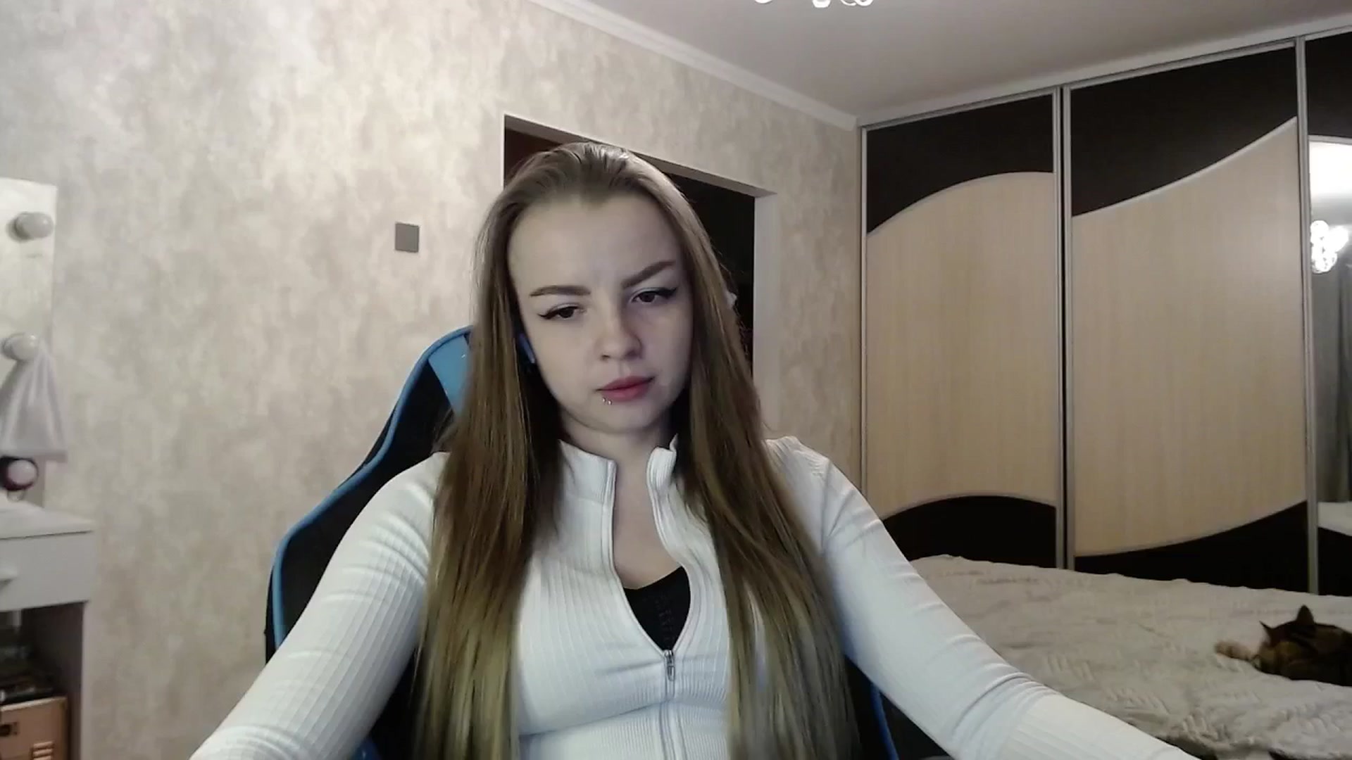 Gallery image thumbnail from Lio_noy's myfreecams stream on, 05/09/2025, 22:07 image 15 of 20