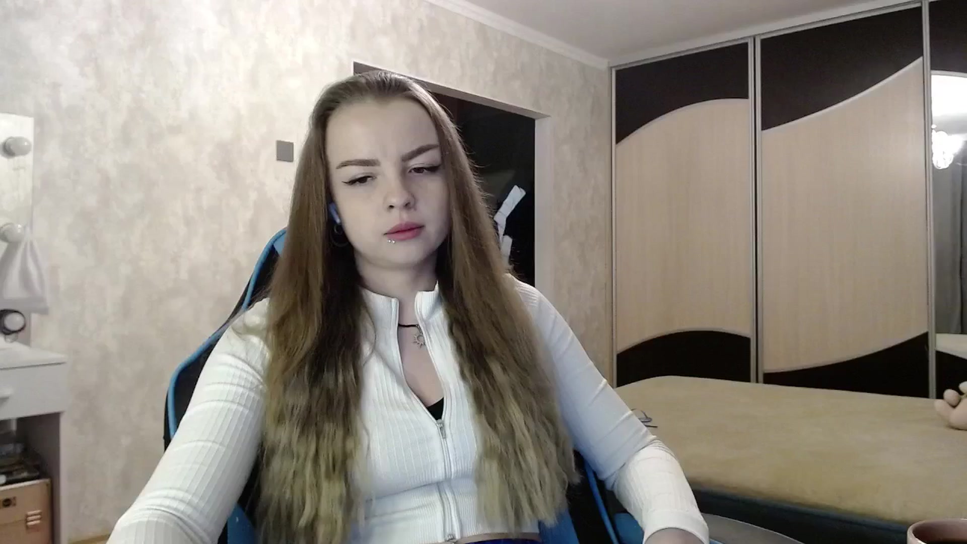 Gallery image thumbnail from Lio_noy's myfreecams stream on, 05/12/2025, 22:25 image 2 of 20