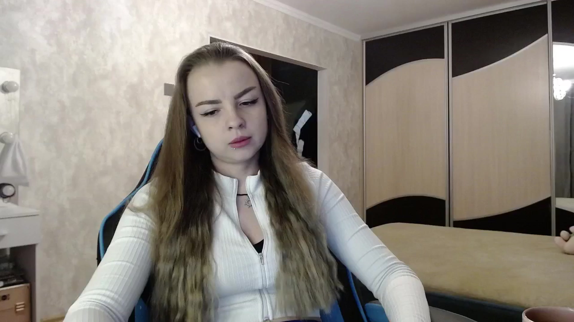 Gallery image thumbnail from Lio_noy's myfreecams stream on, 05/12/2025, 22:25 image 4 of 20