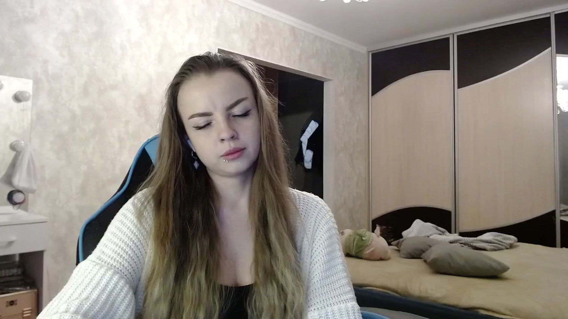 Gallery image thumbnail from Lio_noy's myfreecams stream on, 05/14/2025, 23:25 image 10 of 20