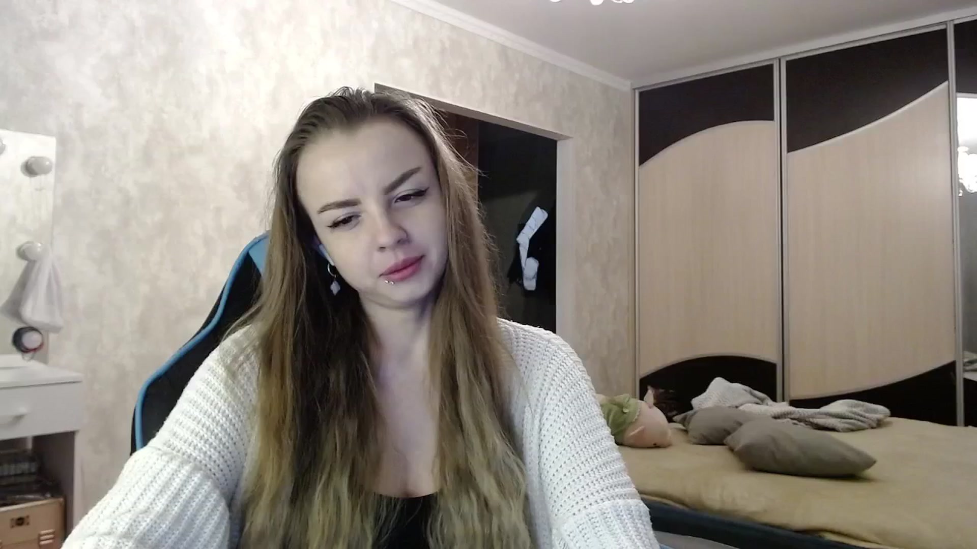 Gallery image thumbnail from Lio_noy's myfreecams stream on, 05/14/2025, 23:25 image 9 of 20