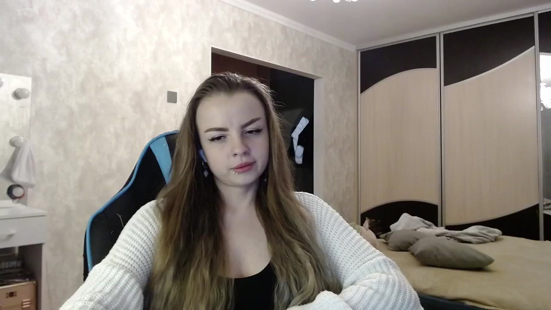 Gallery image thumbnail from Lio_noy's myfreecams stream on, 05/14/2025, 23:25 image 8 of 20