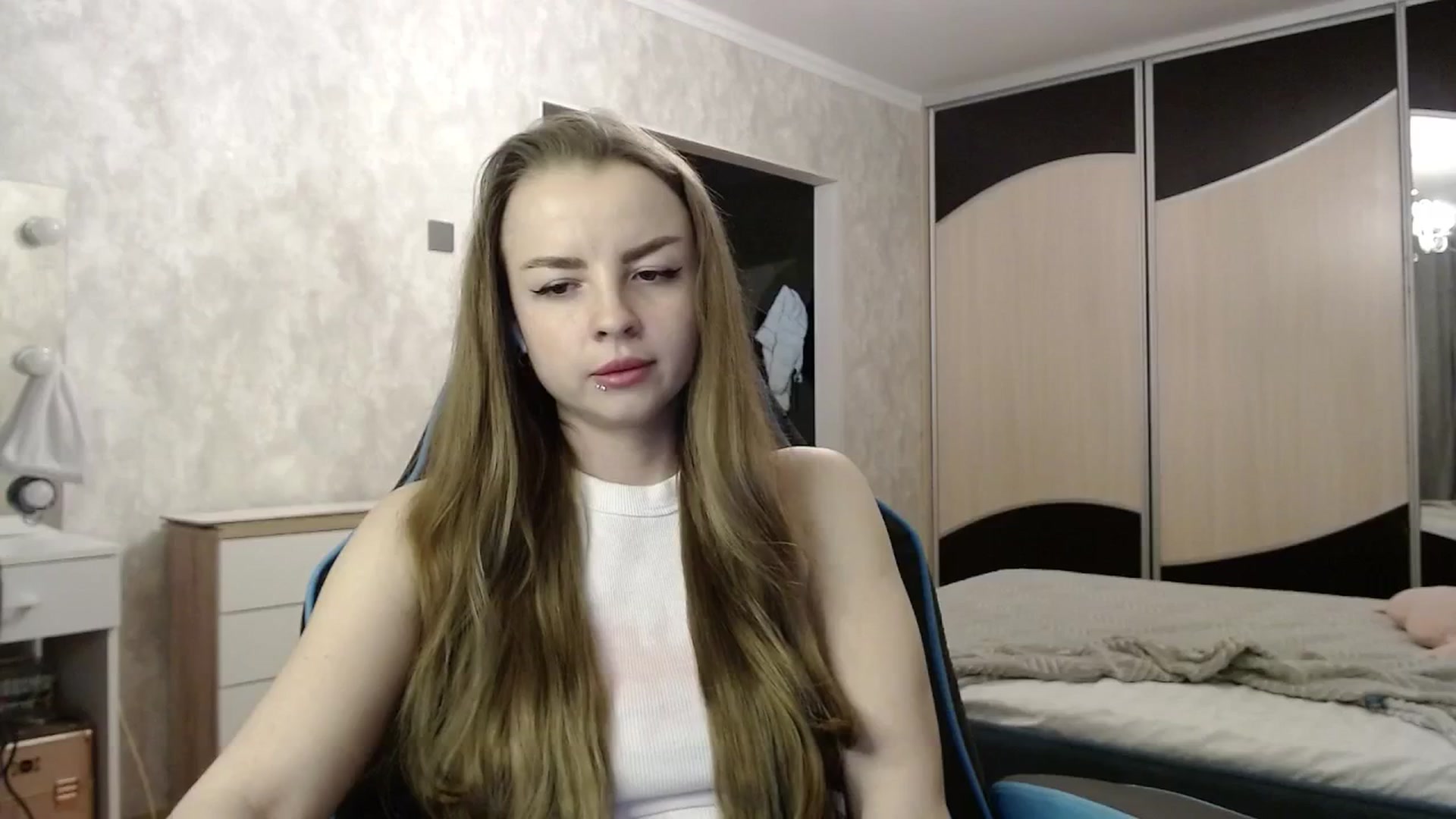 Gallery image thumbnail from Lio_noy's myfreecams stream on, 05/24/2025, 22:29 image 5 of 20