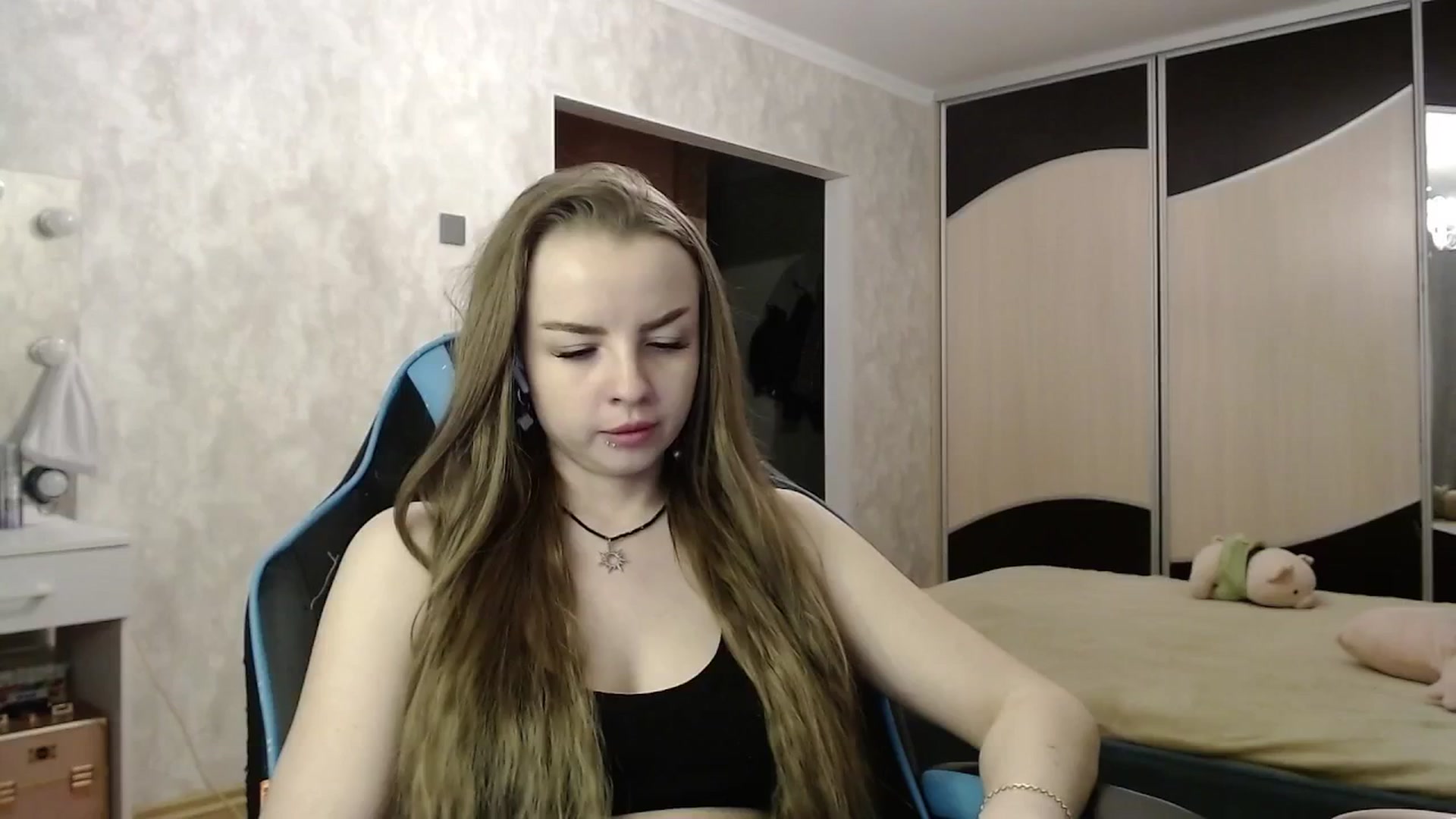 Gallery image thumbnail from Lio_noy's myfreecams stream on, 05/26/2025, 23:18 image 3 of 20