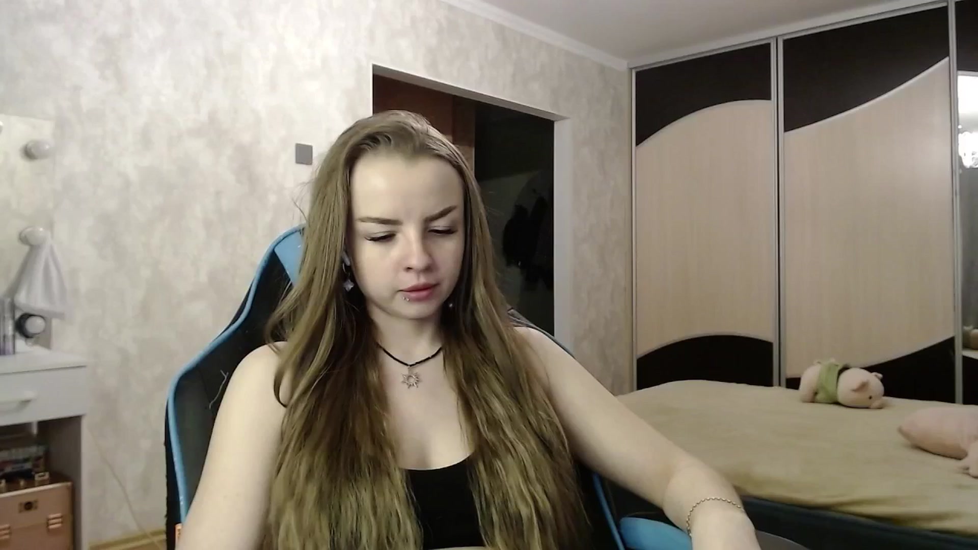 Gallery image thumbnail from Lio_noy's myfreecams stream on, 05/26/2025, 23:18 image 4 of 20